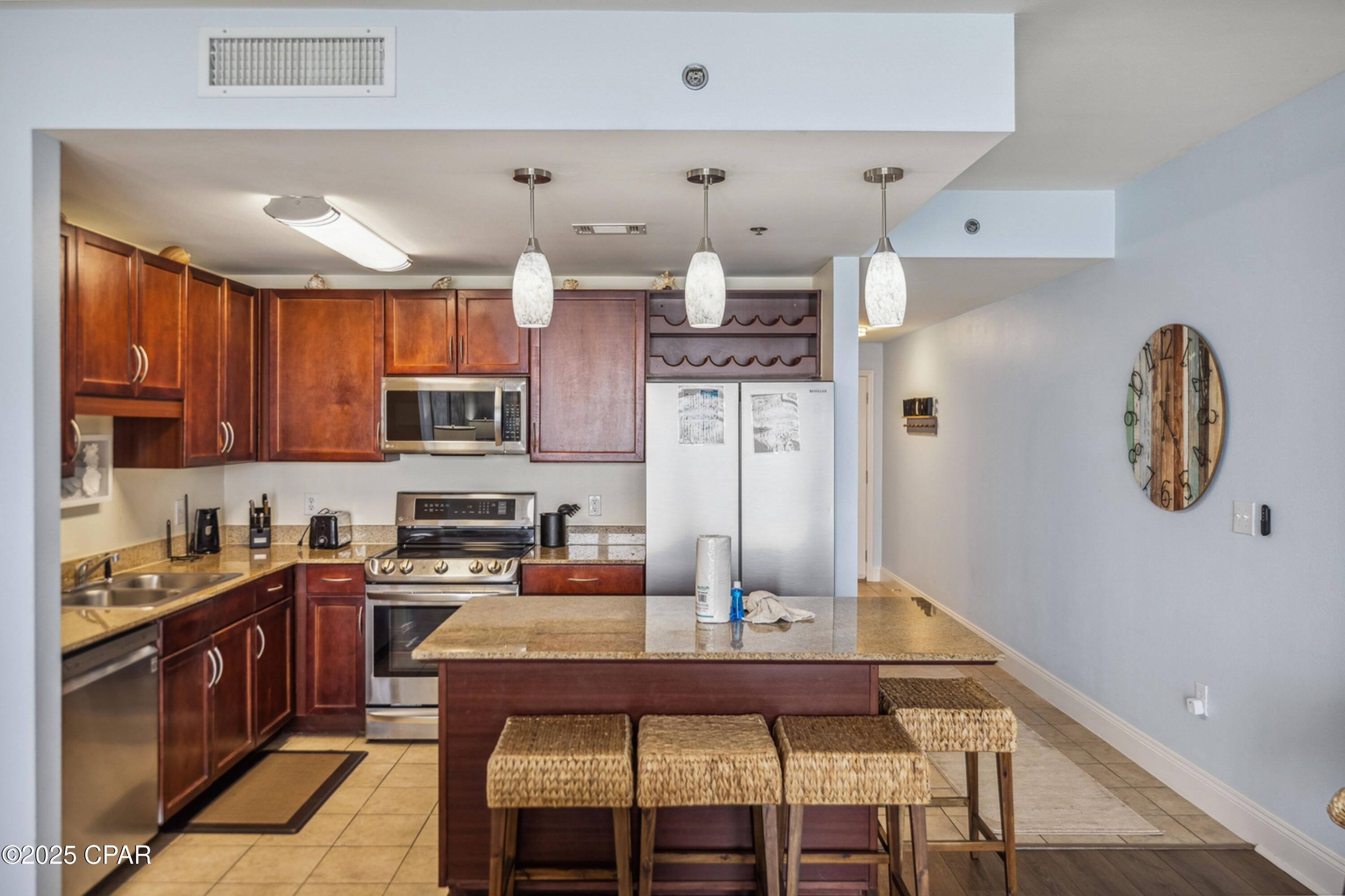 9860 S Thomas Drive 1824