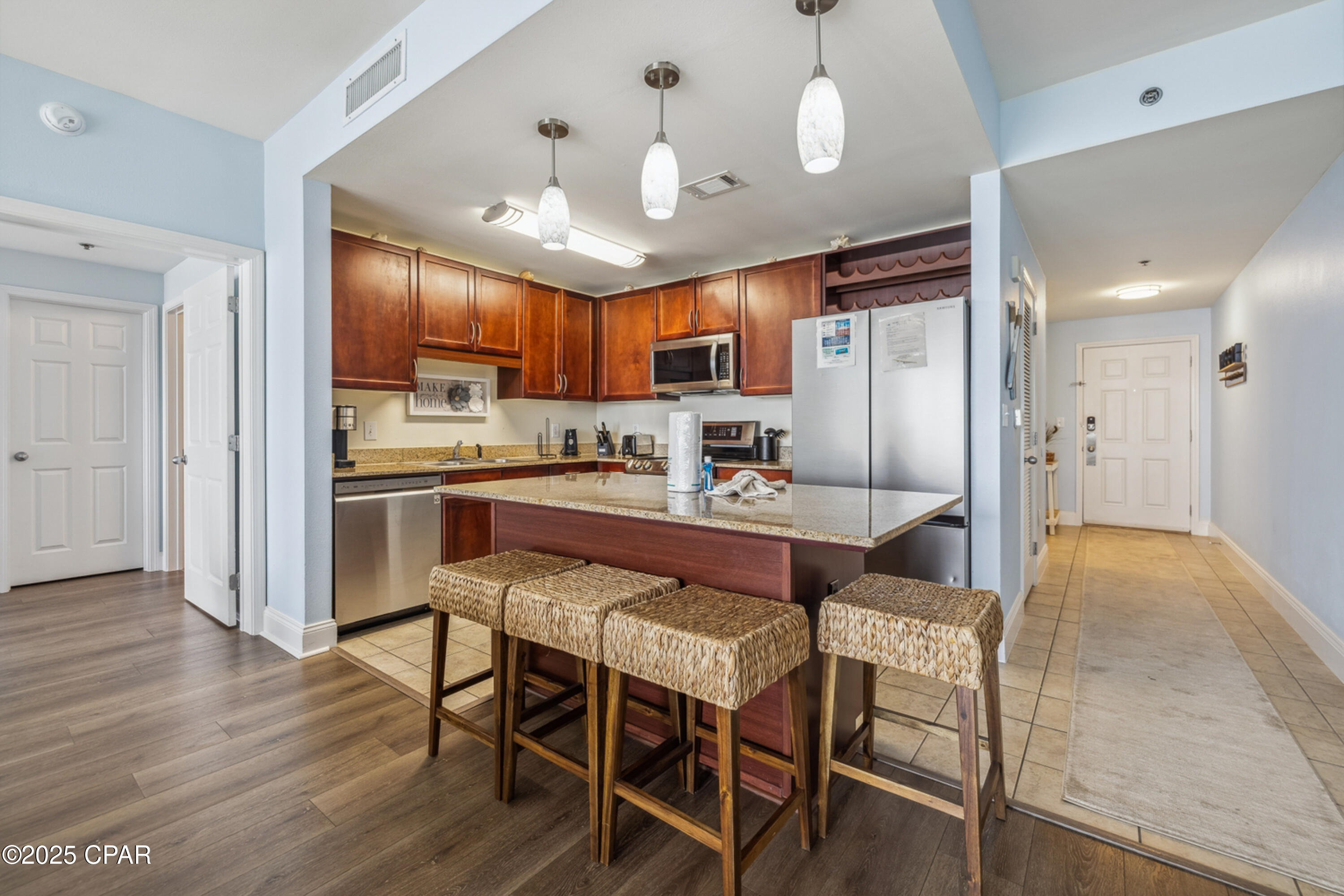 9860 S Thomas Drive 1824