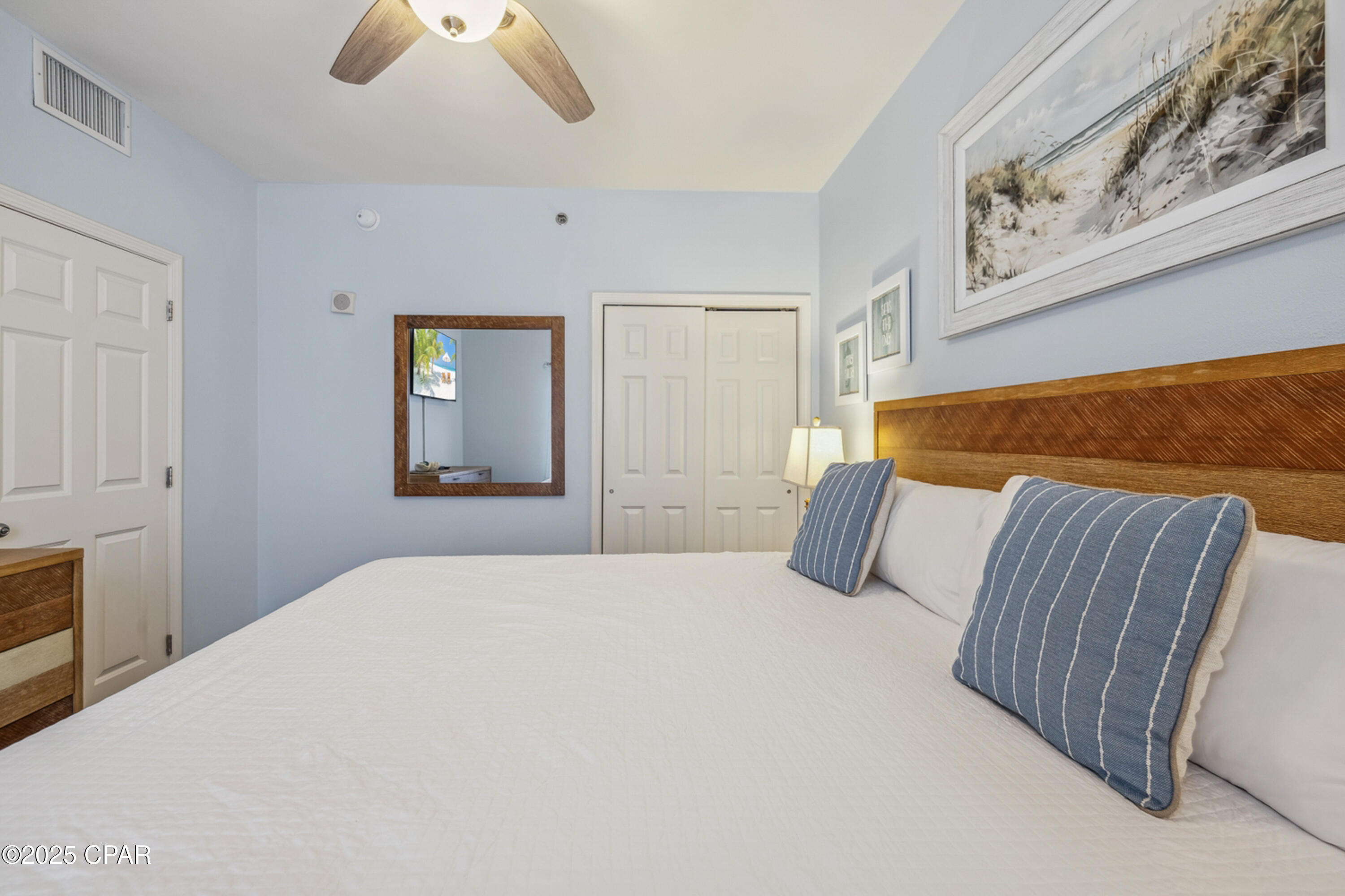 9860 S Thomas Drive 1824