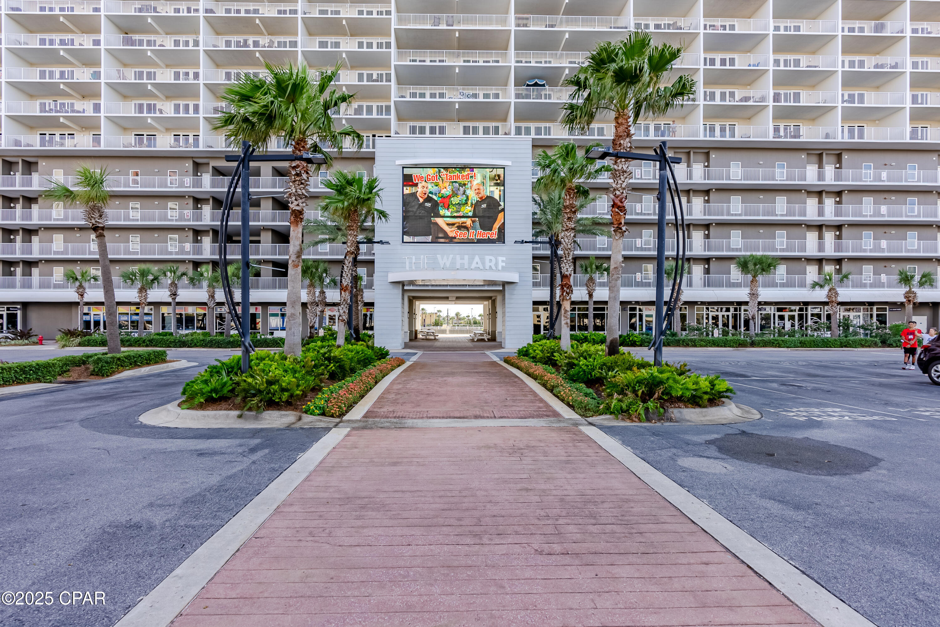 9860 S Thomas Drive 1824