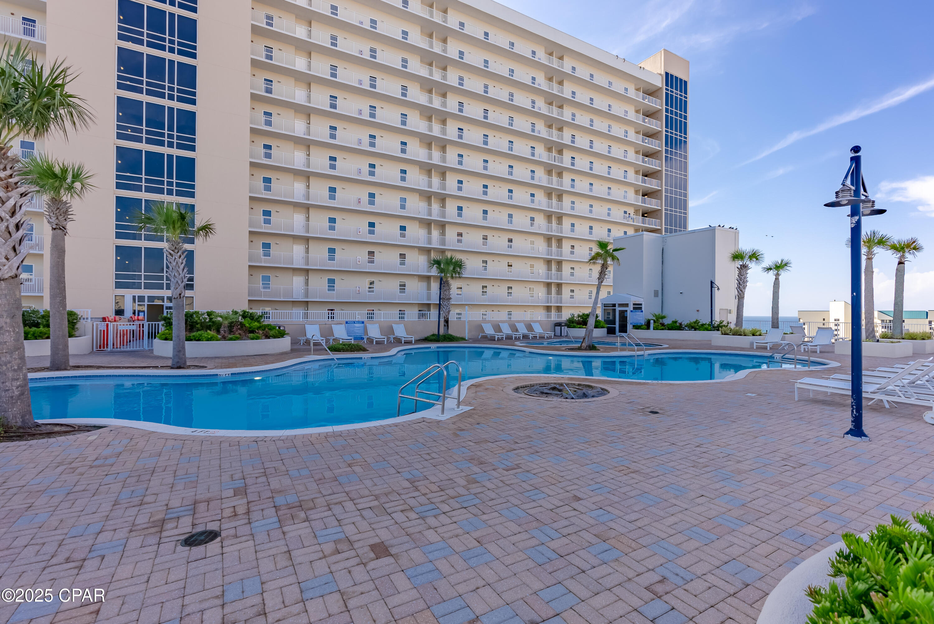 9860 S Thomas Drive 1824