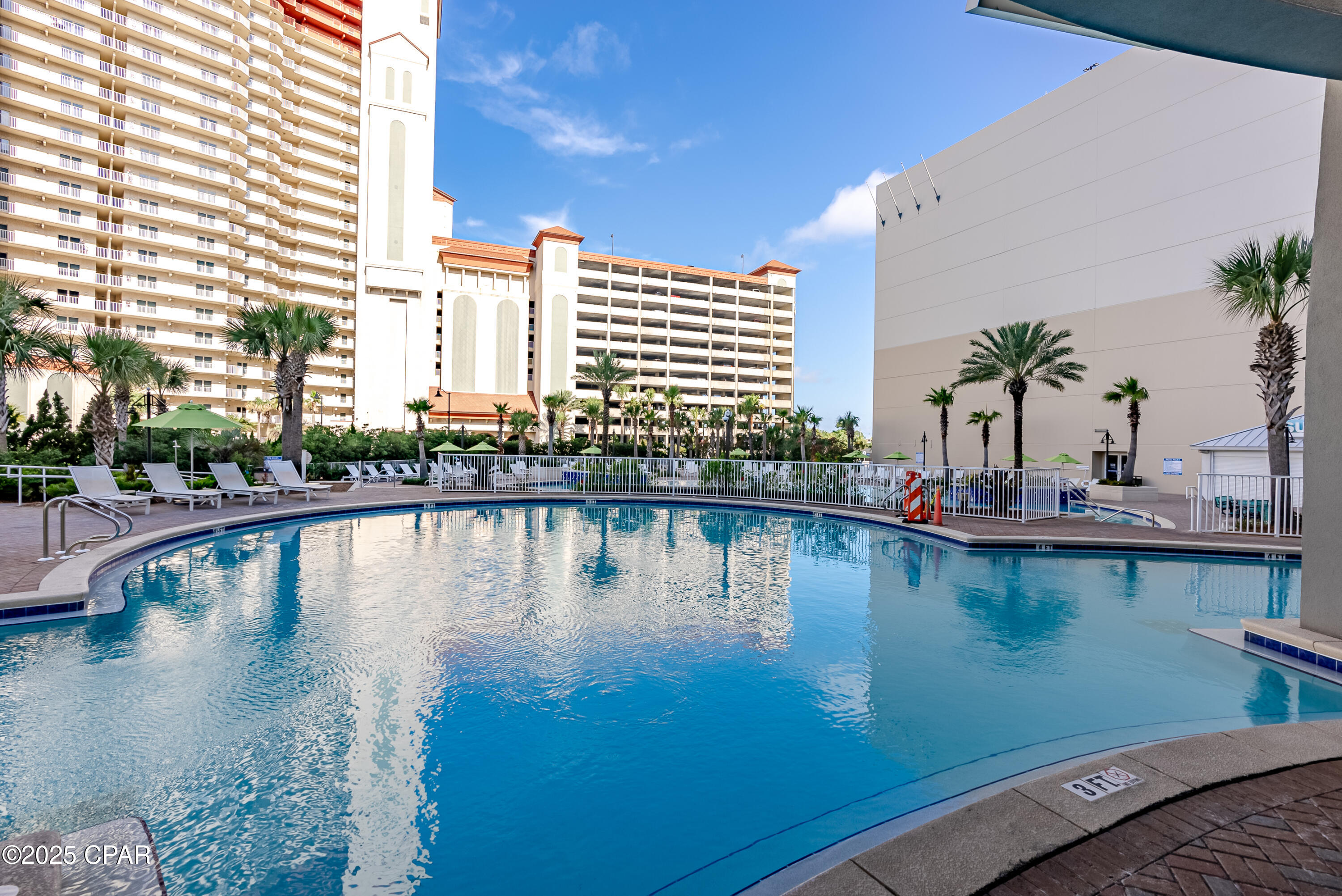 9860 S Thomas Drive 1824