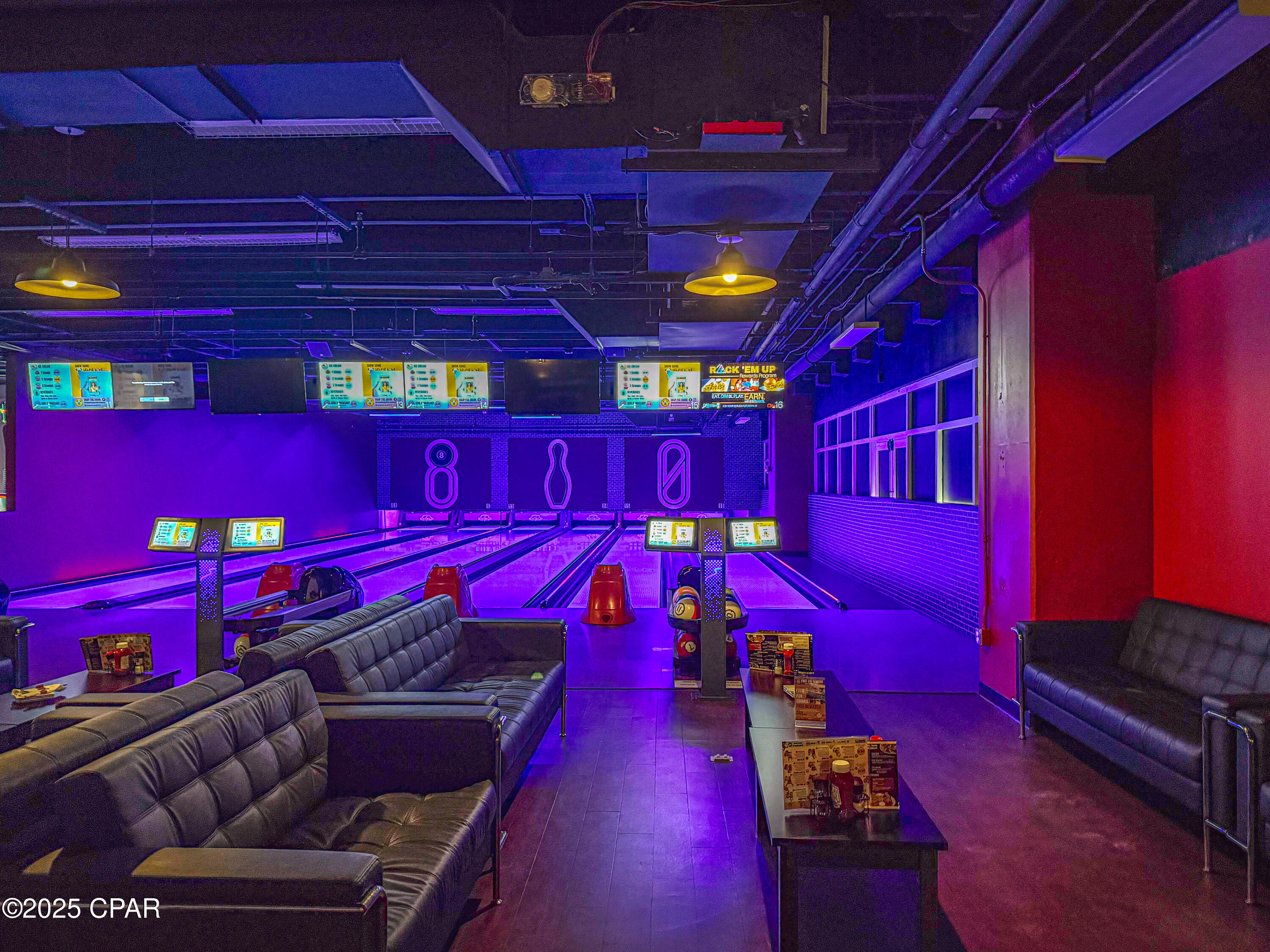 9860 S Thomas Drive 1824