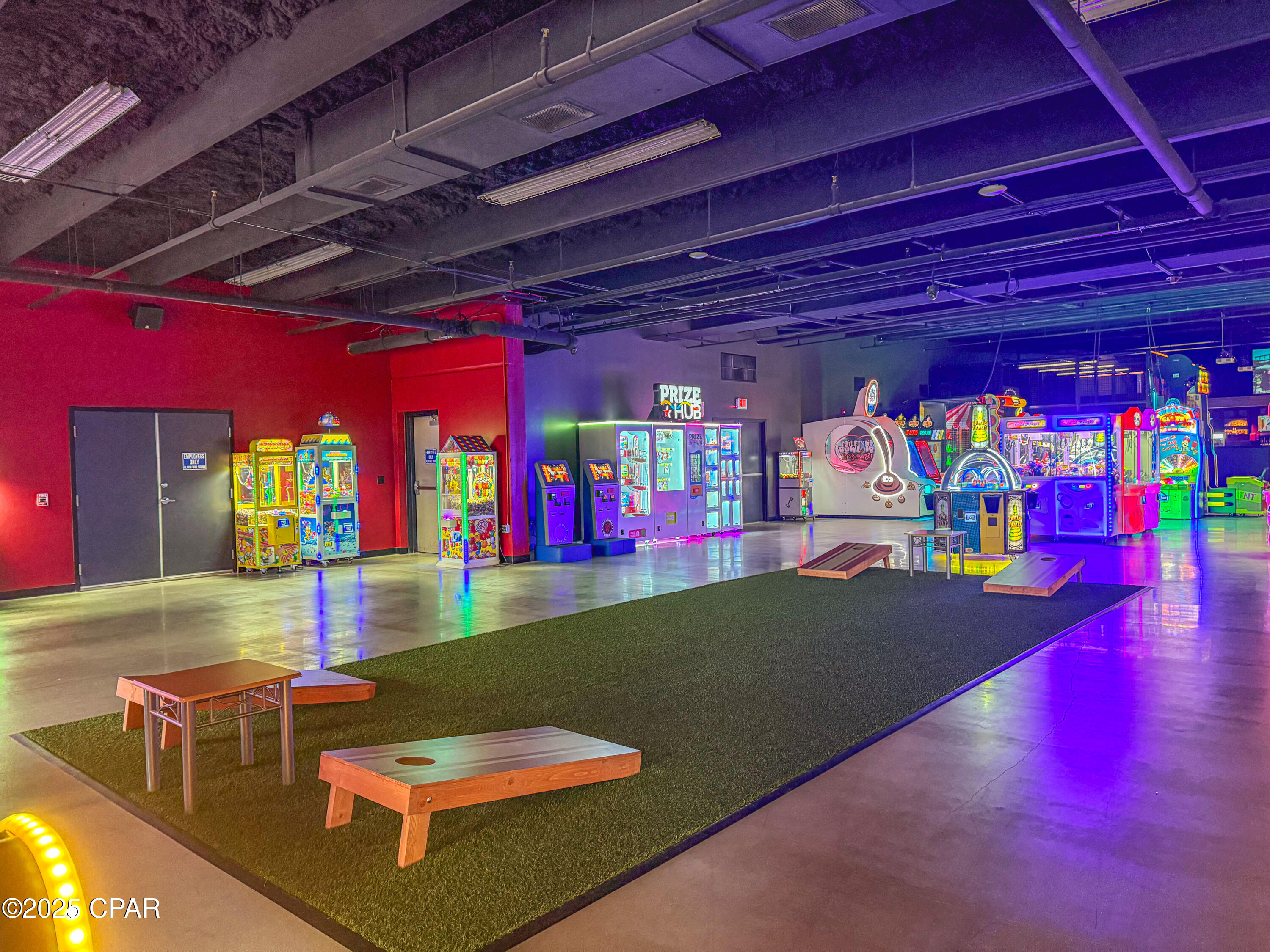 9860 S Thomas Drive 1824