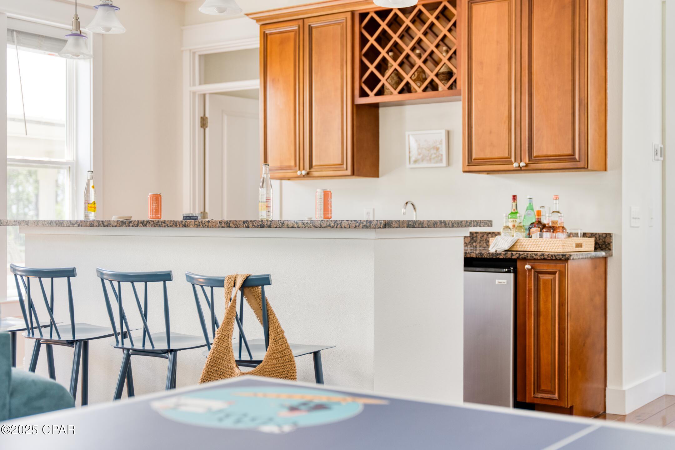 Listing photo id 17 for 115 Cottage Court