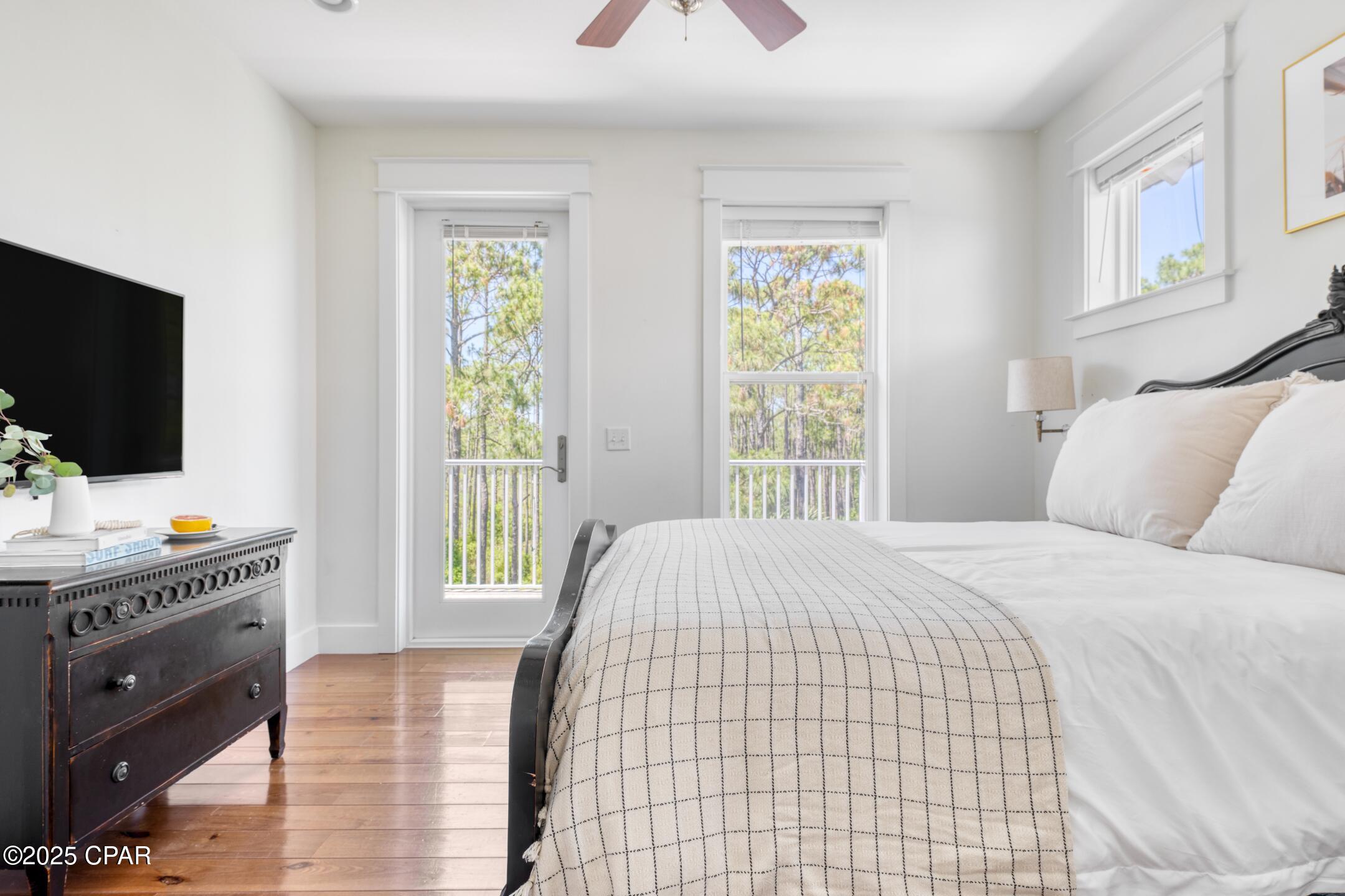 Listing photo id 21 for 115 Cottage Court