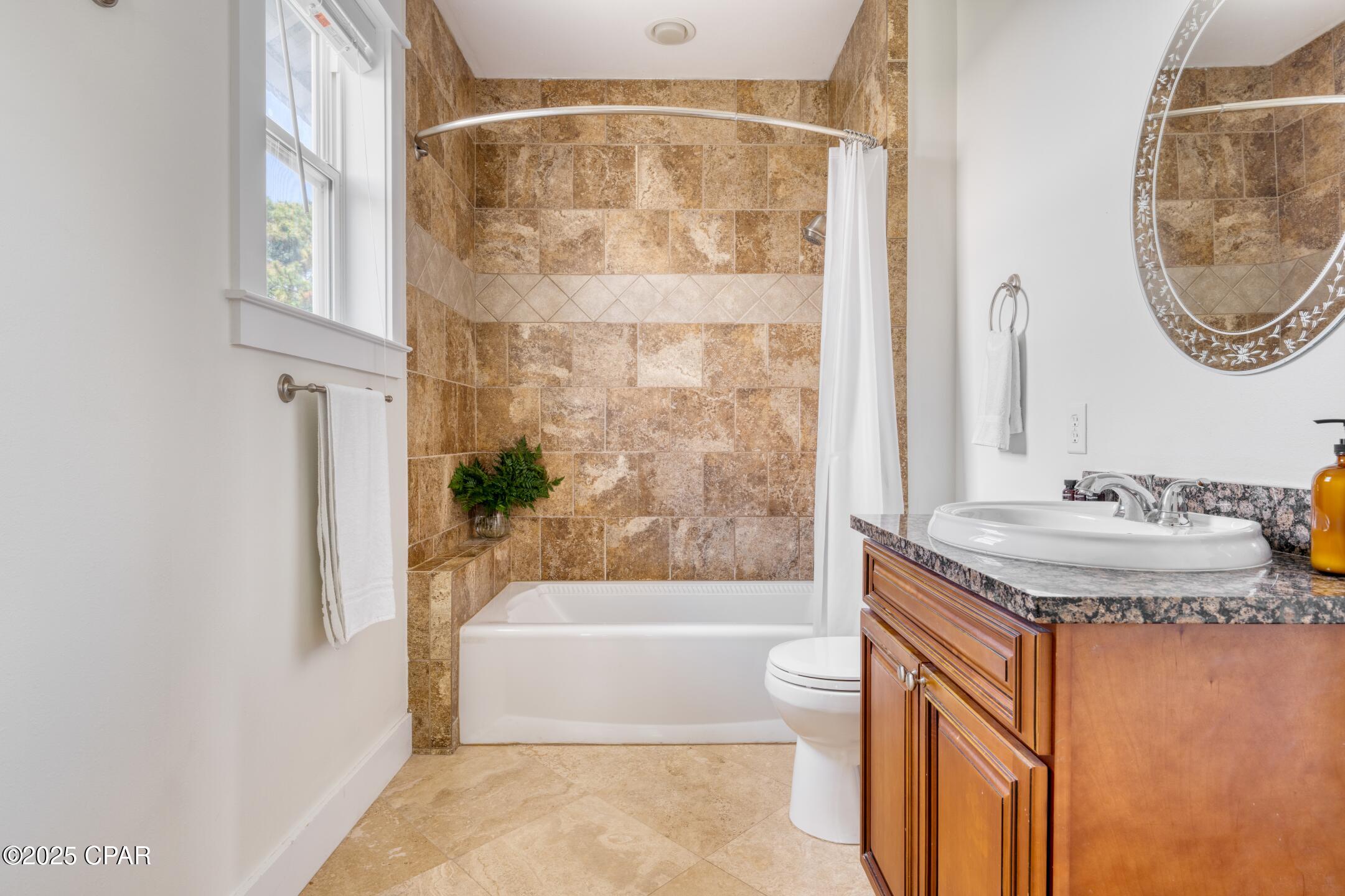 Image 23 For 115 Cottage Court