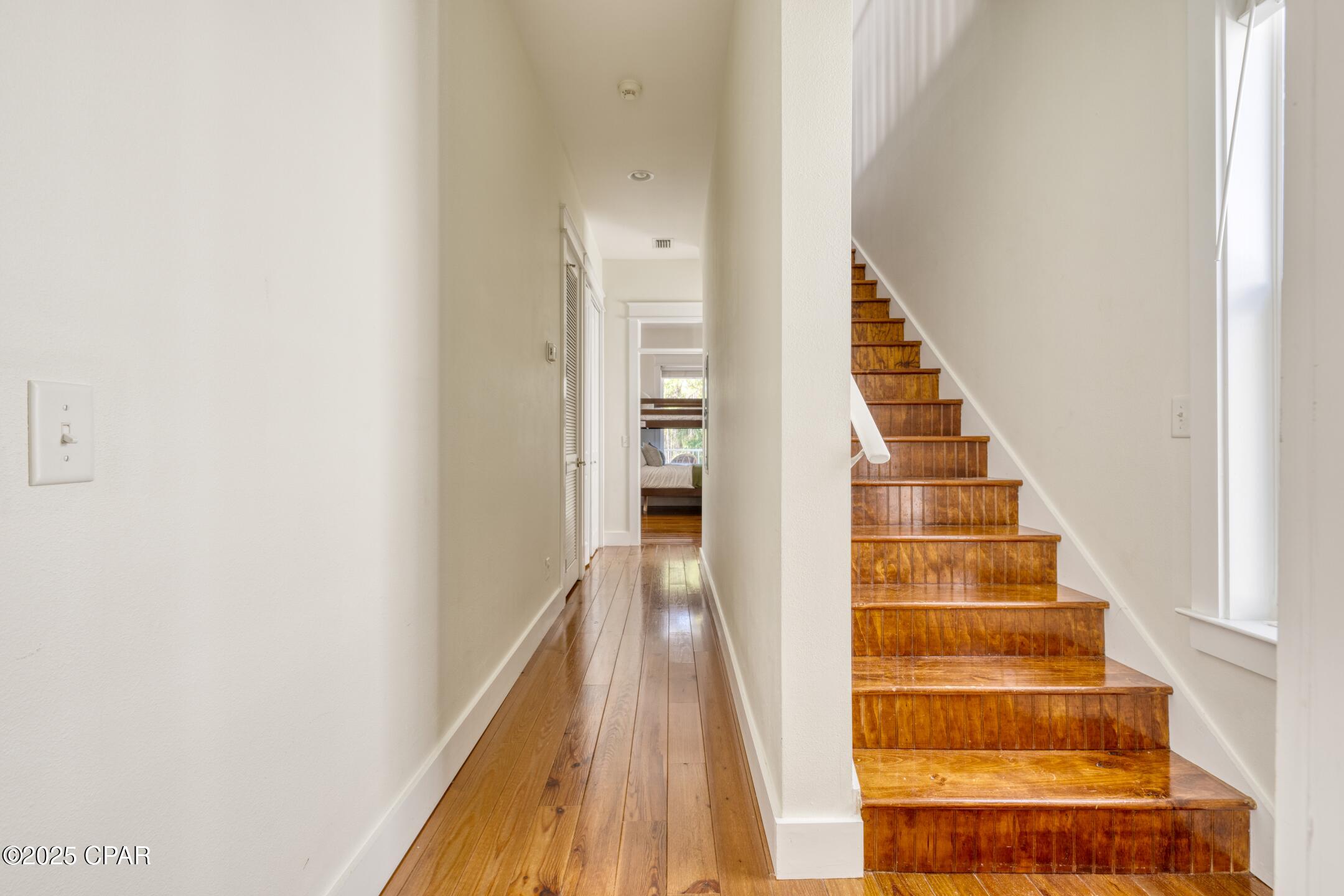 Listing photo id 39 for 115 Cottage Court