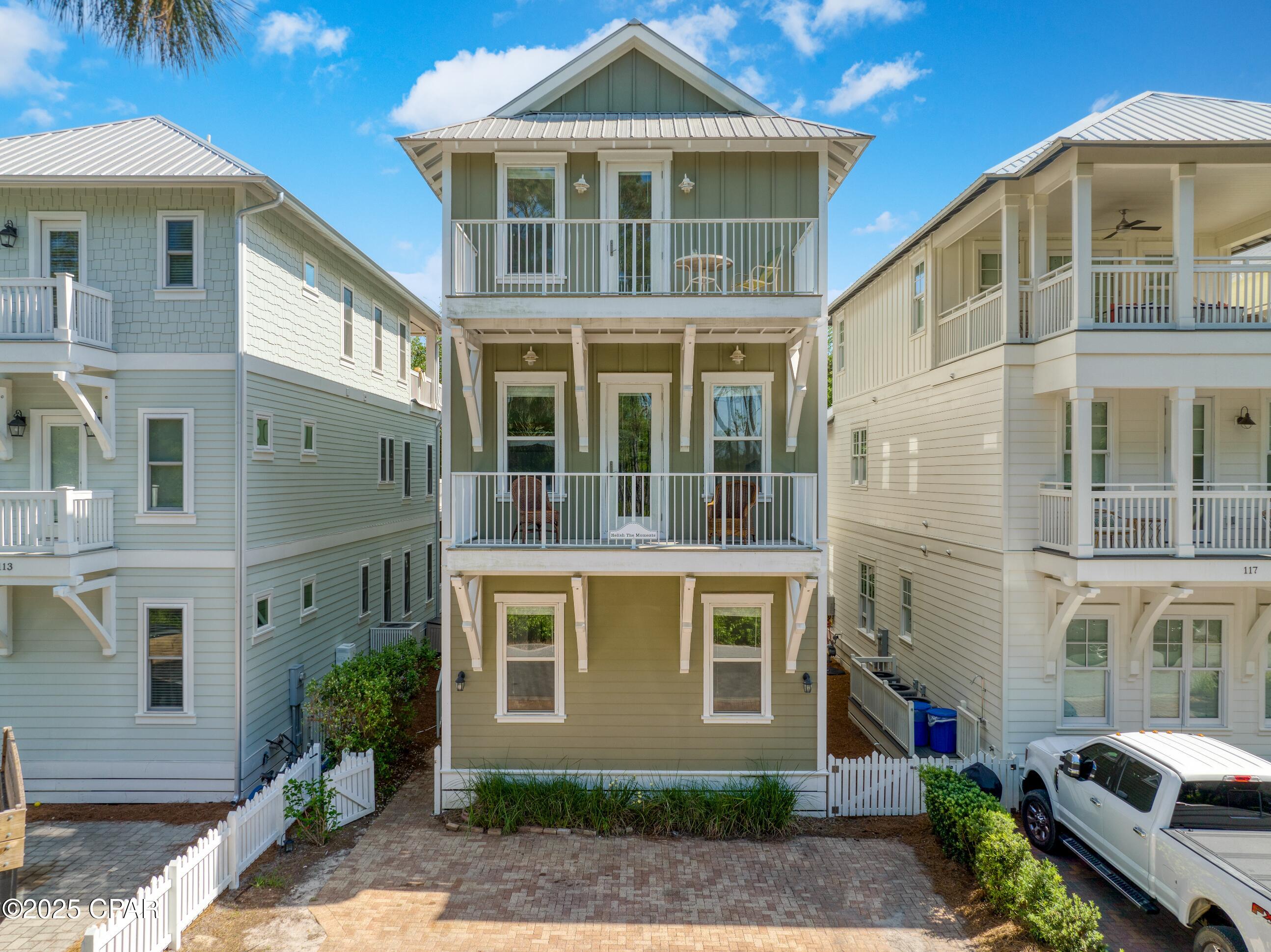 Listing photo id 41 for 115 Cottage Court