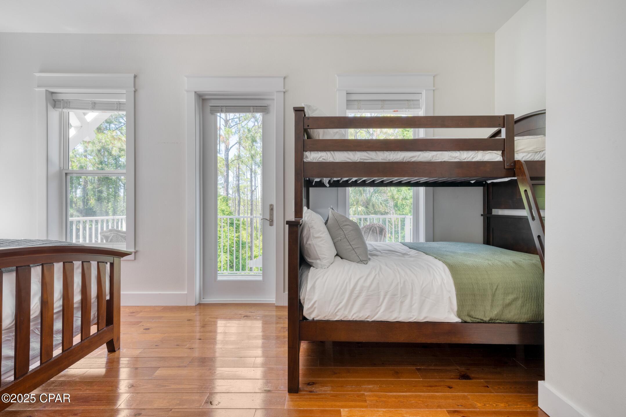 Listing photo id 44 for 115 Cottage Court