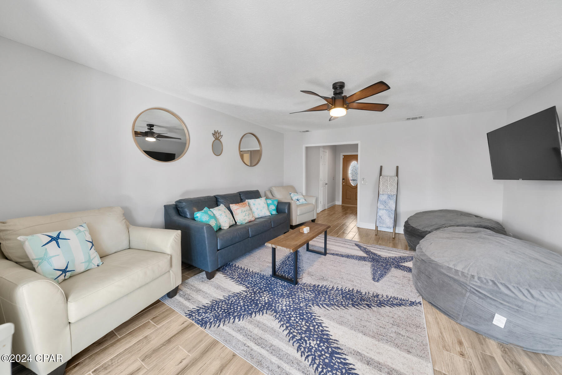 Image 5 For 5701 Lagoon Drive