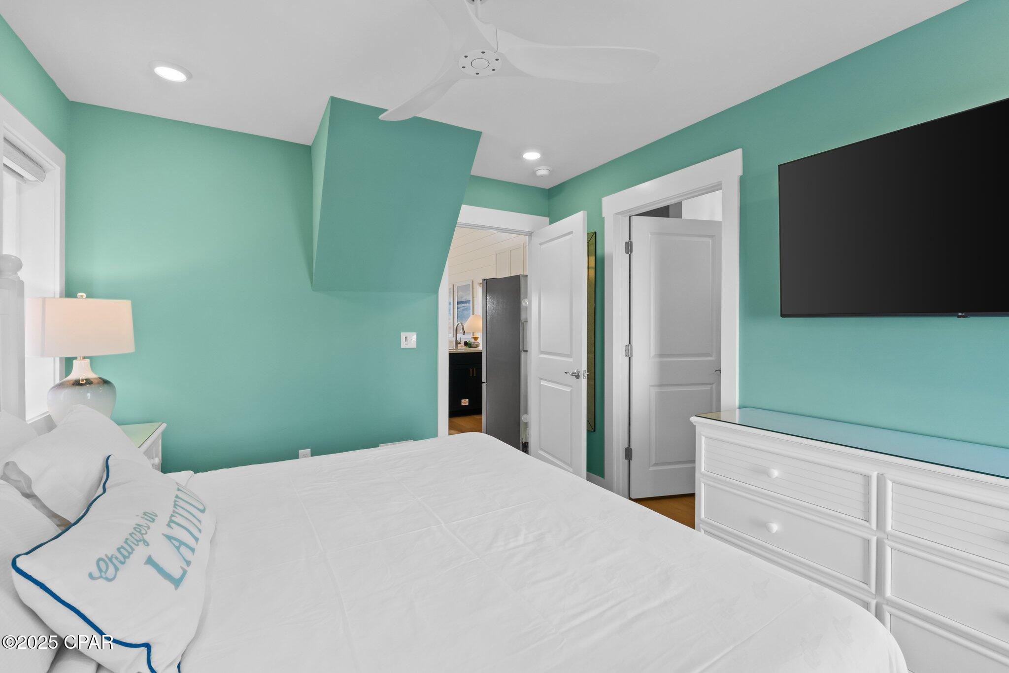 Image 14 For 140 Paradise Found Circle 4