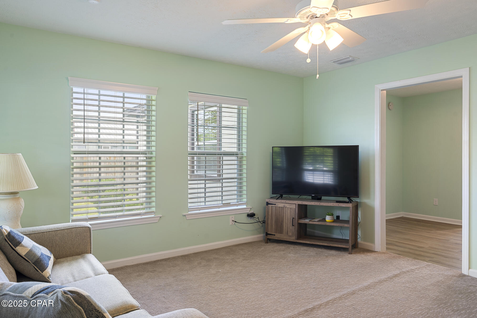 Image 11 For 1812 Foster Avenue