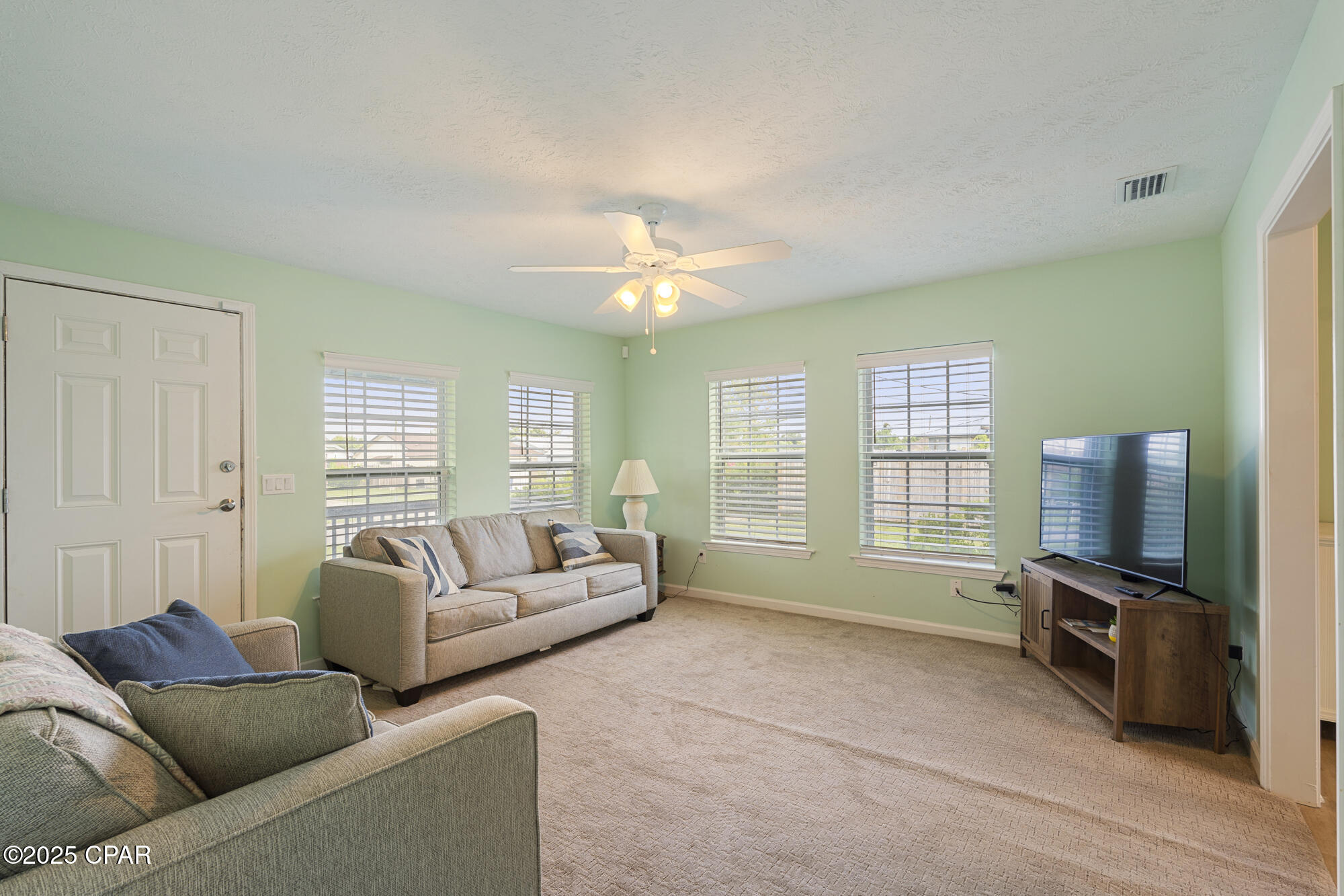 Image 12 For 1812 Foster Avenue