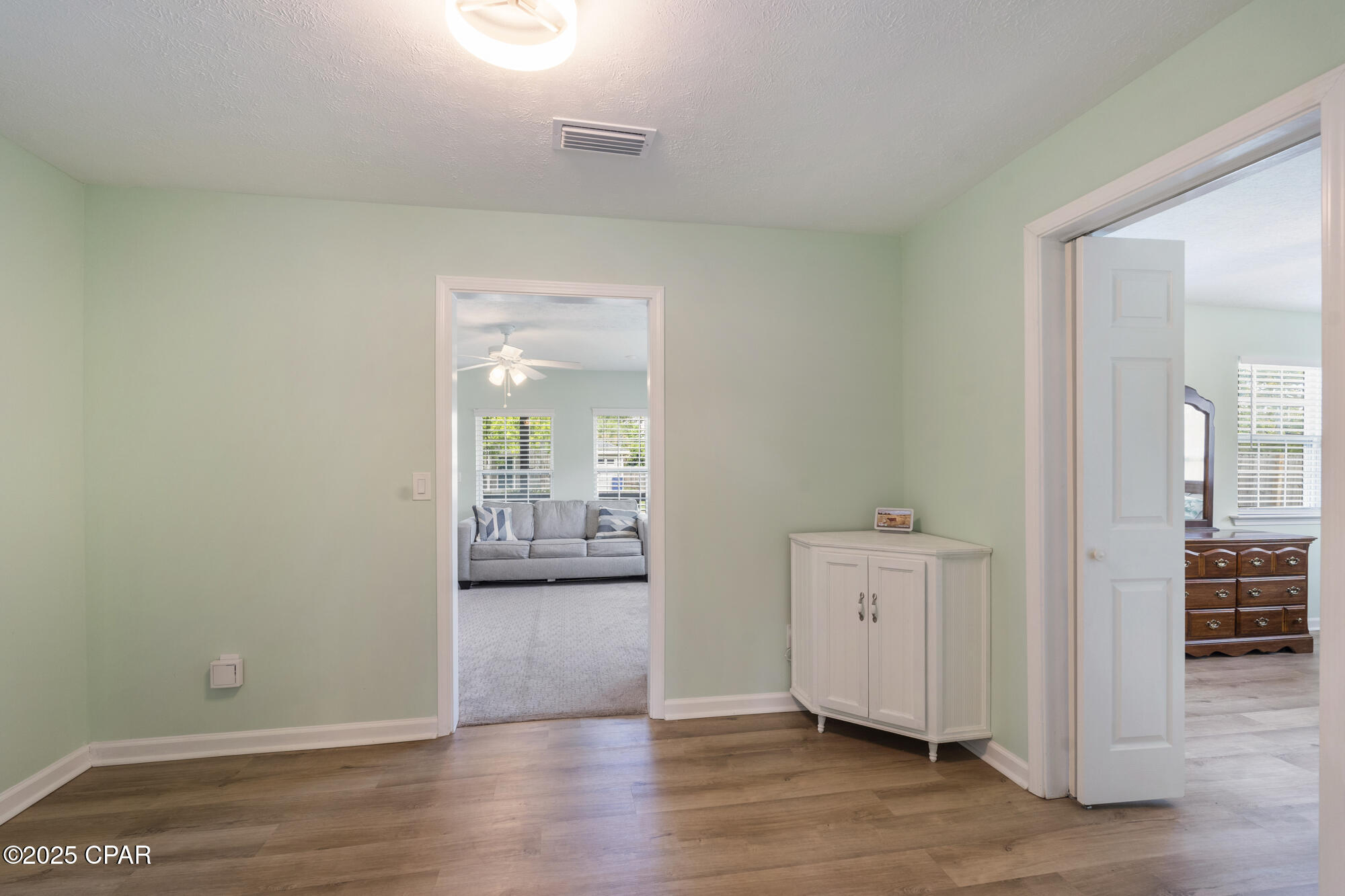 Image 16 For 1812 Foster Avenue