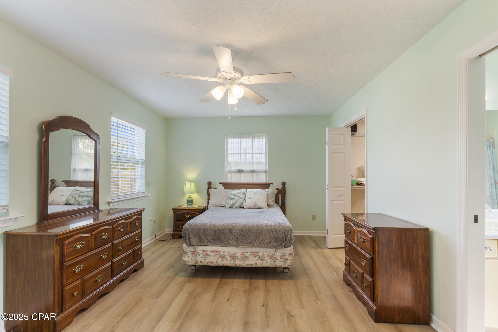 Image 17 For 1812 Foster Avenue