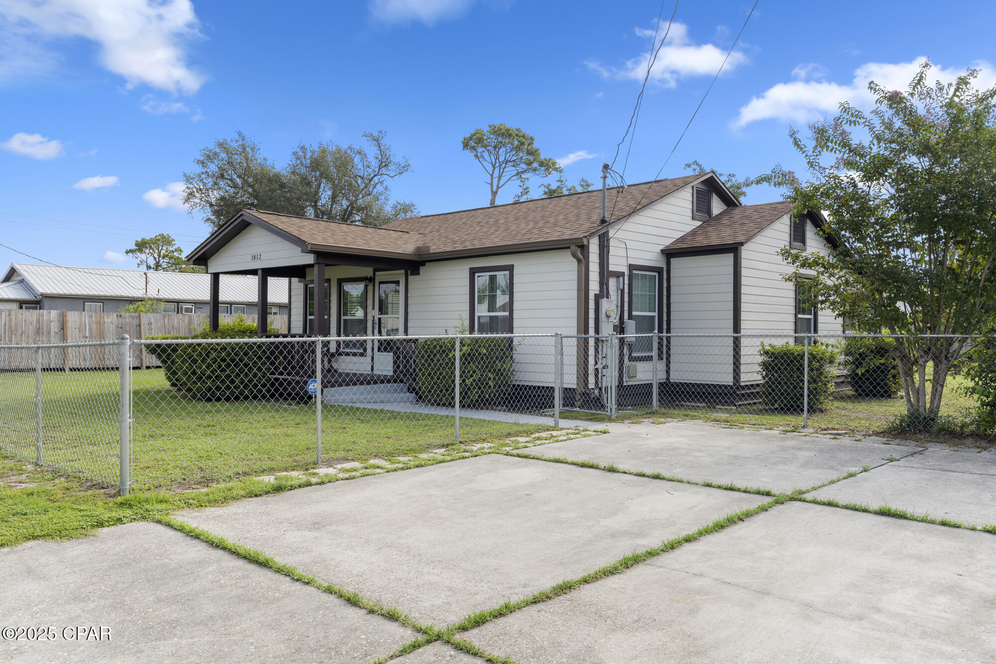 Image 6 For 1812 Foster Avenue