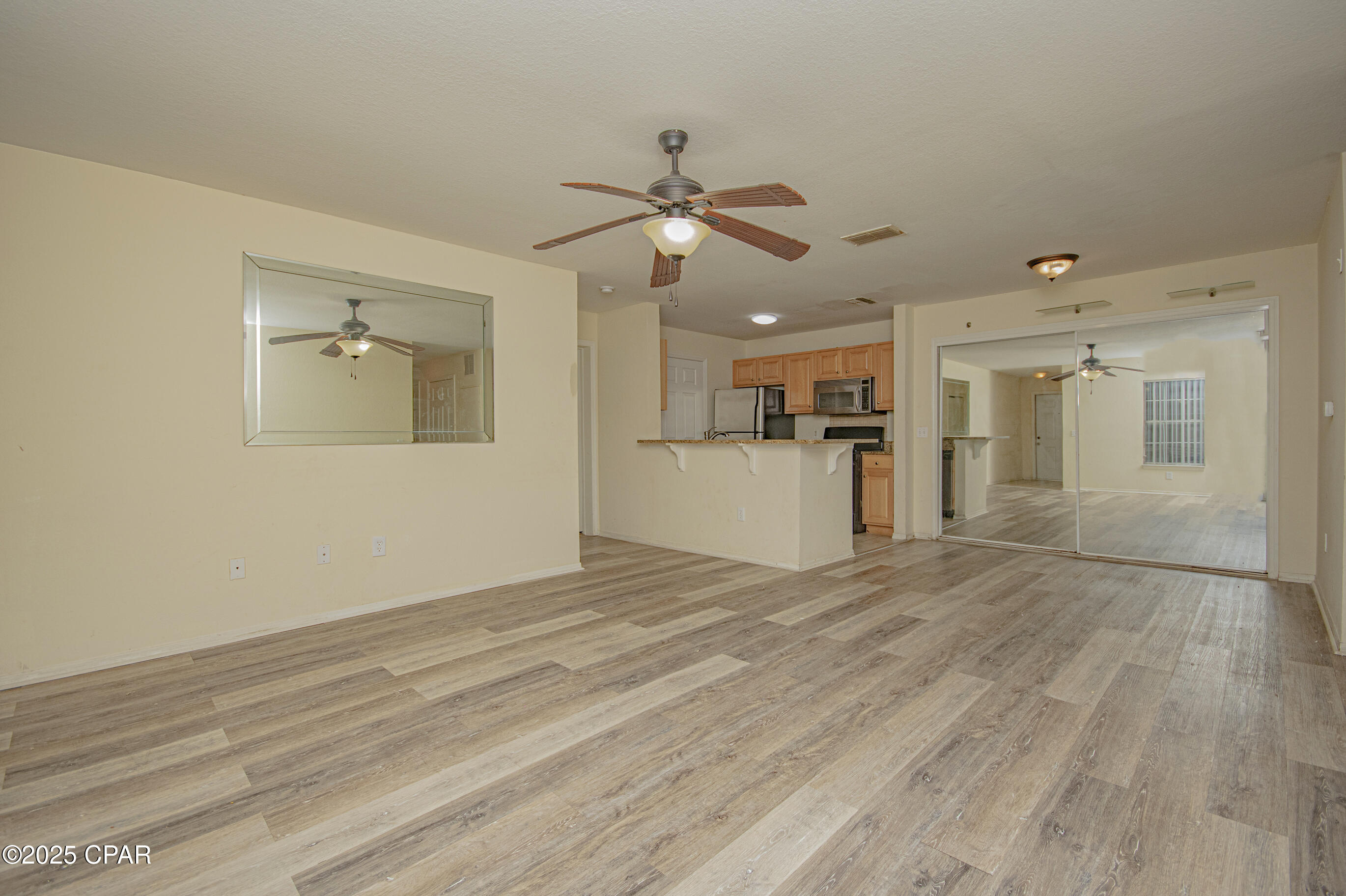 Image 2 For 703 Lighthouse Road