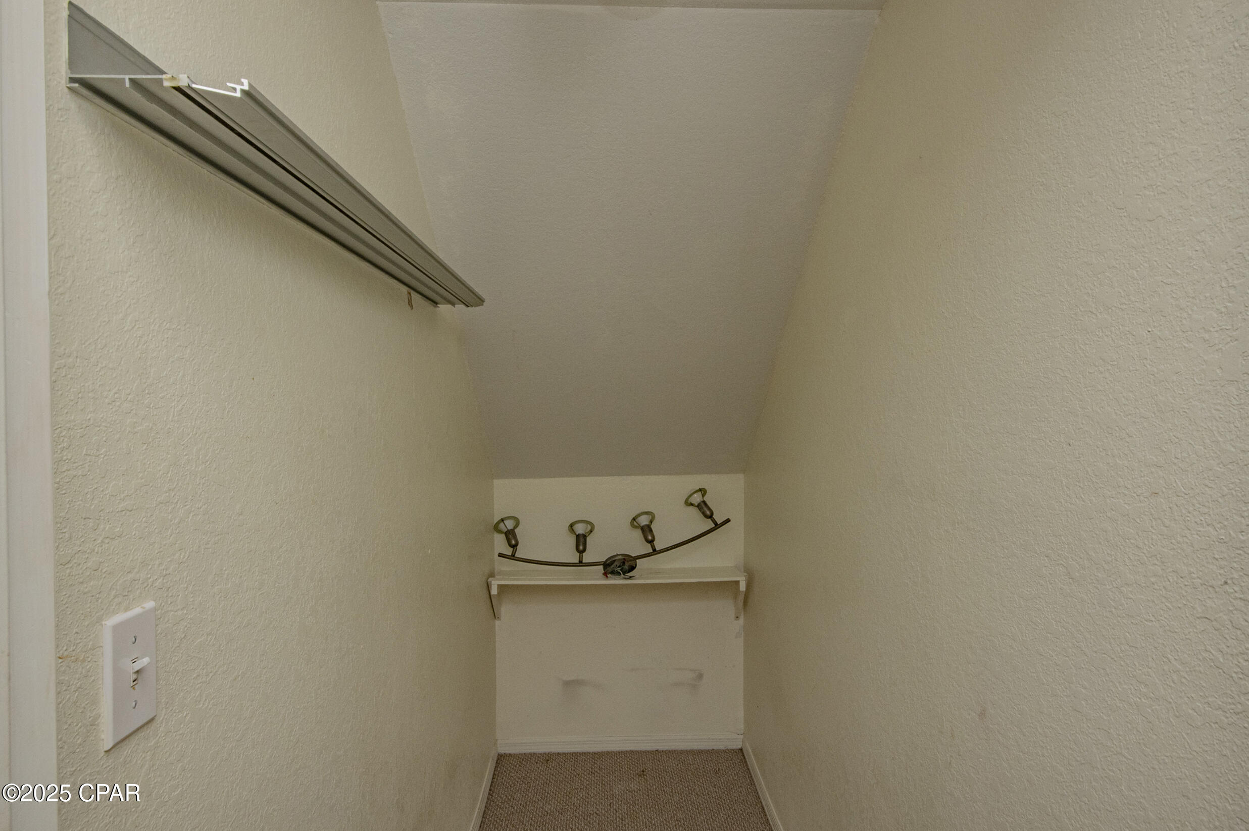 Image 23 For 703 Lighthouse Road