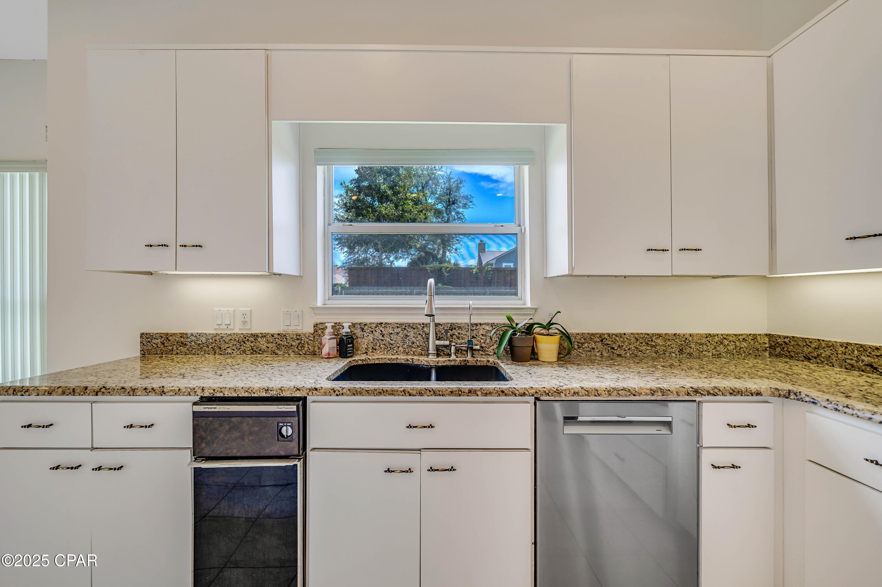 Image 17 For 2808 Longleaf Road