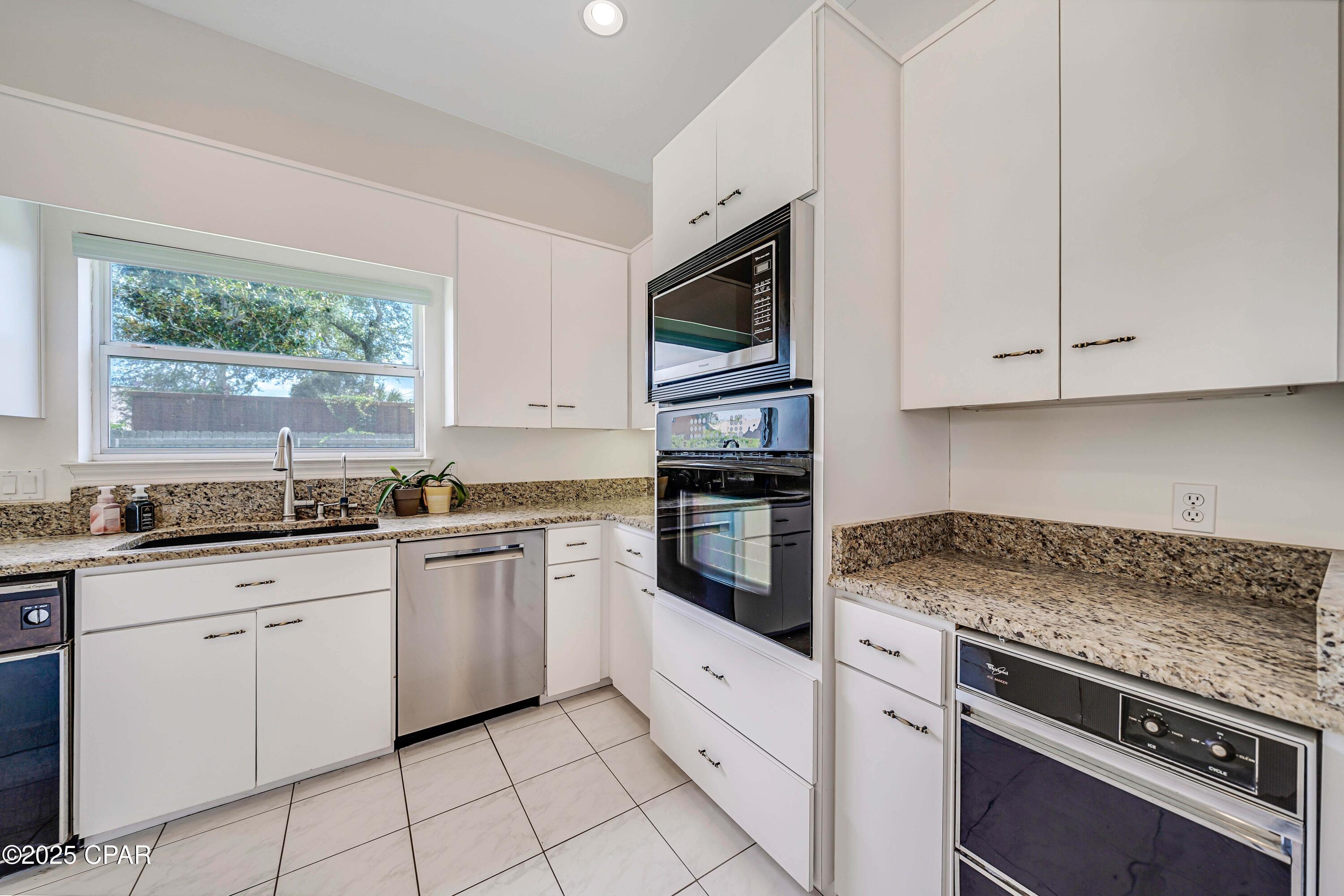 Image 19 For 2808 Longleaf Road