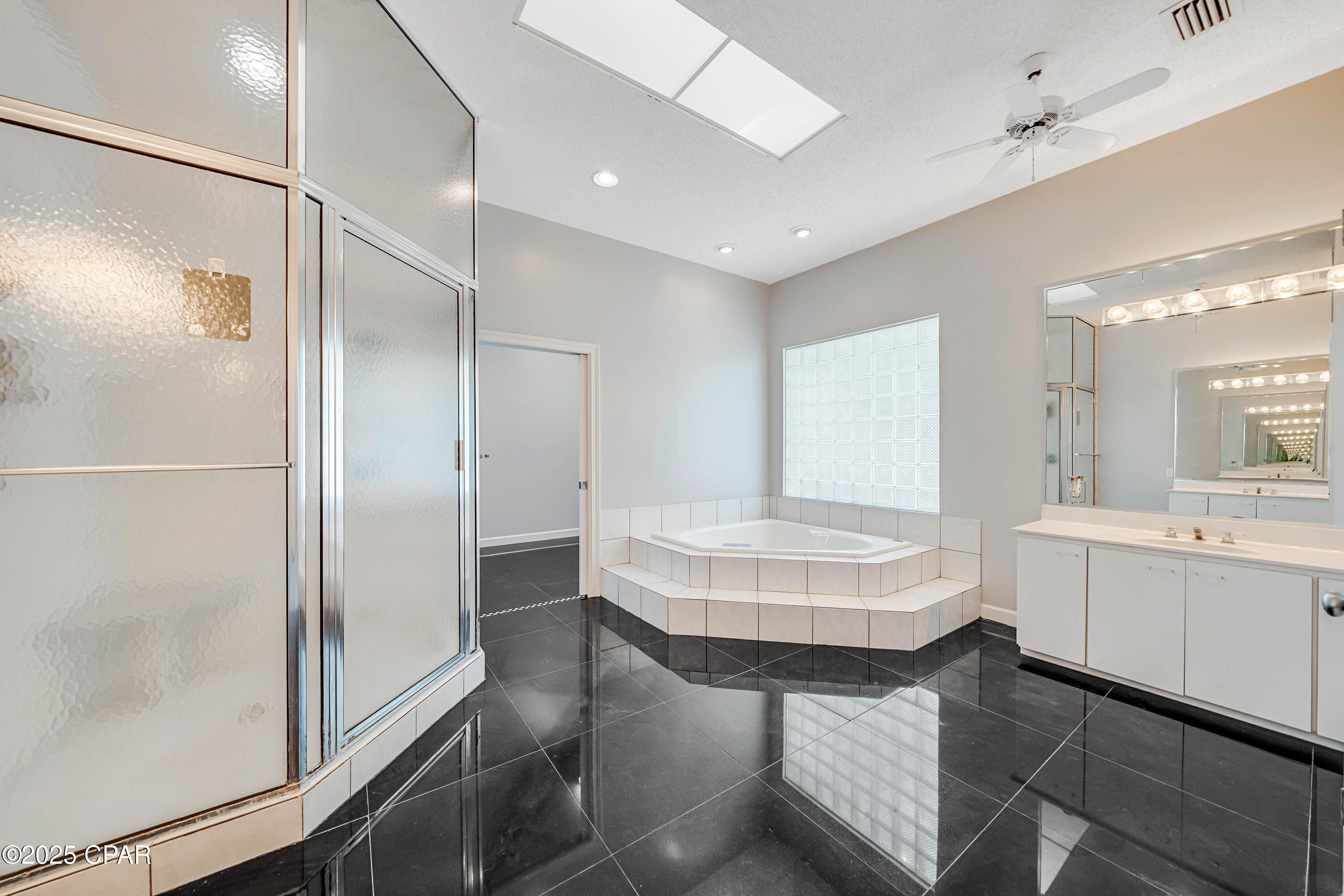 Image 33 For 2808 Longleaf Road