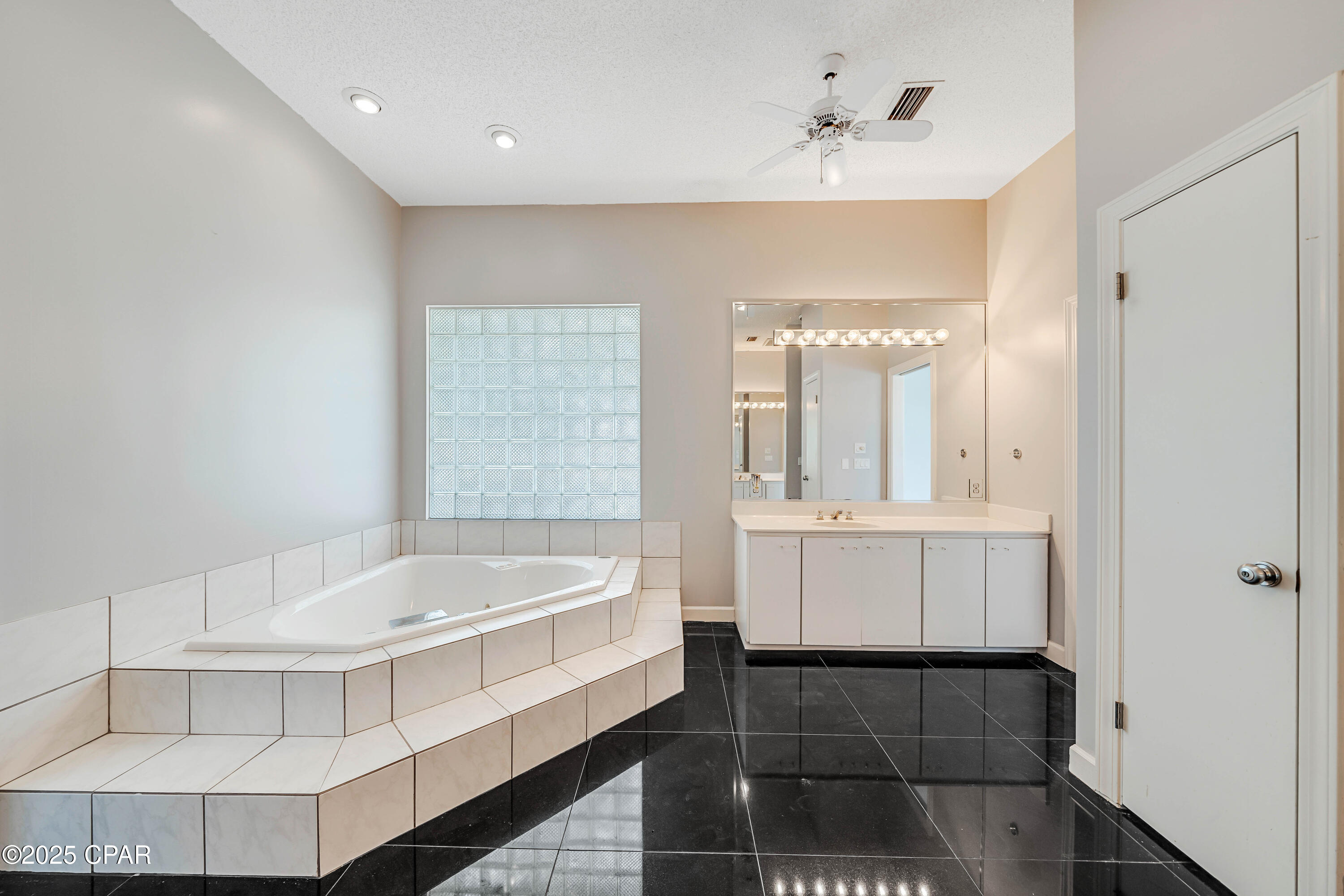 Image 34 For 2808 Longleaf Road