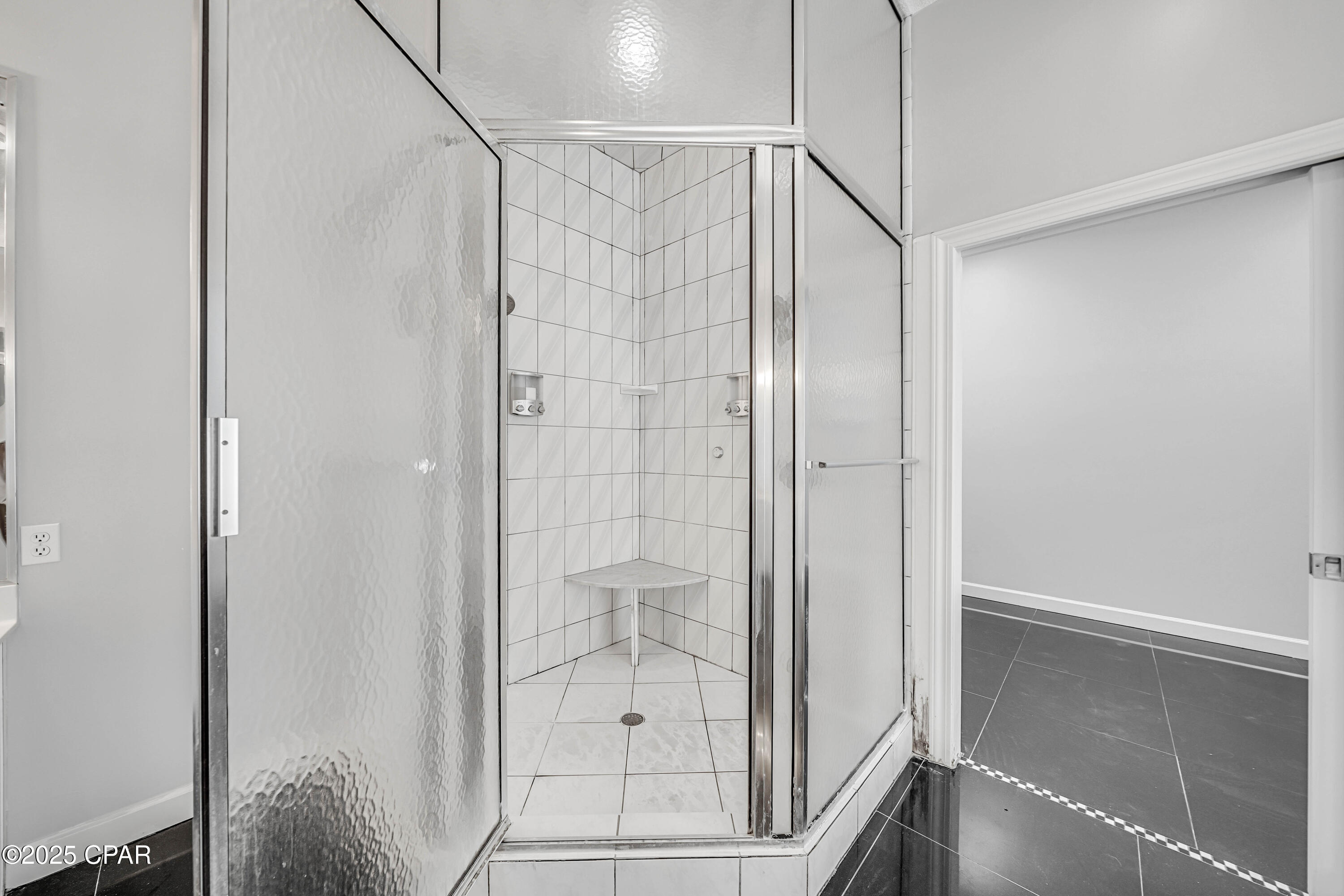 Image 37 For 2808 Longleaf Road