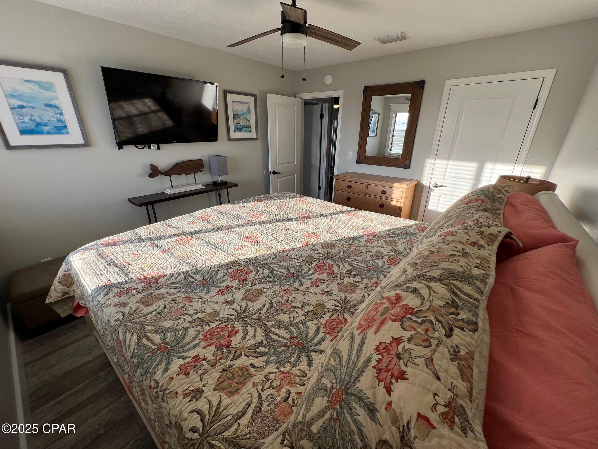 Image 16 For 17214 Front Beach Road G4