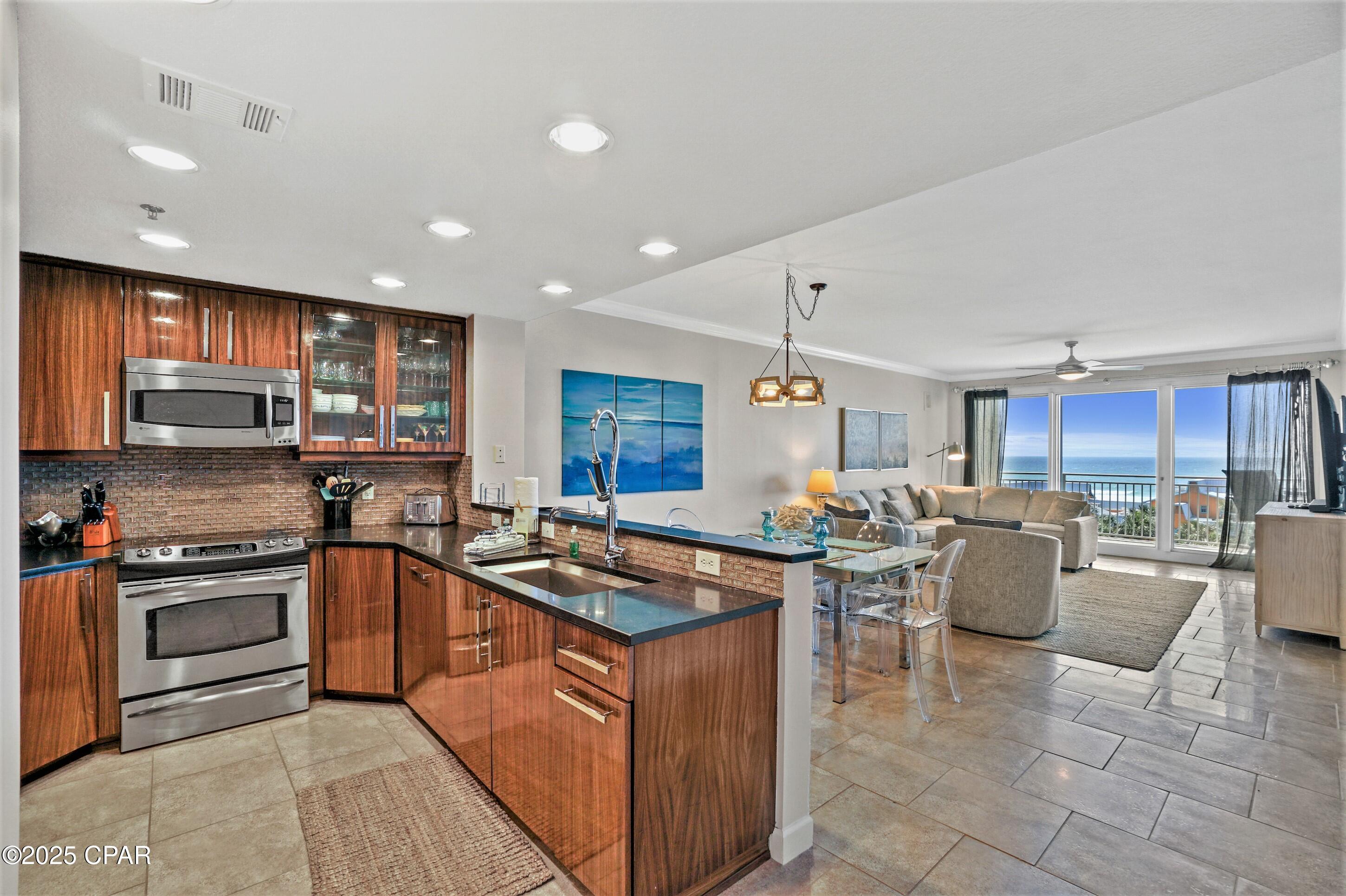 Image 2 For 1751 Scenic Highway 98  508