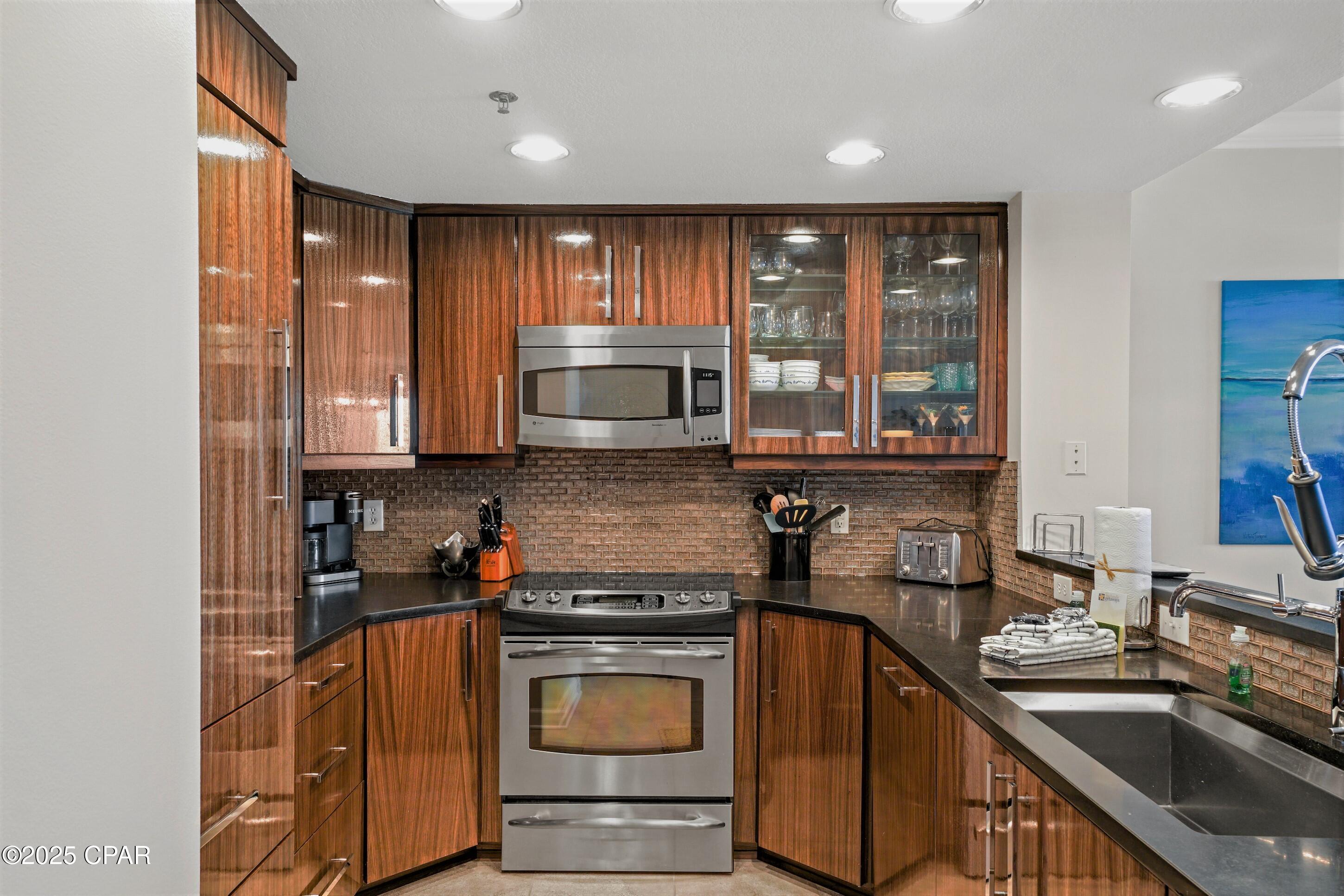 Image 3 For 1751 Scenic Highway 98  508