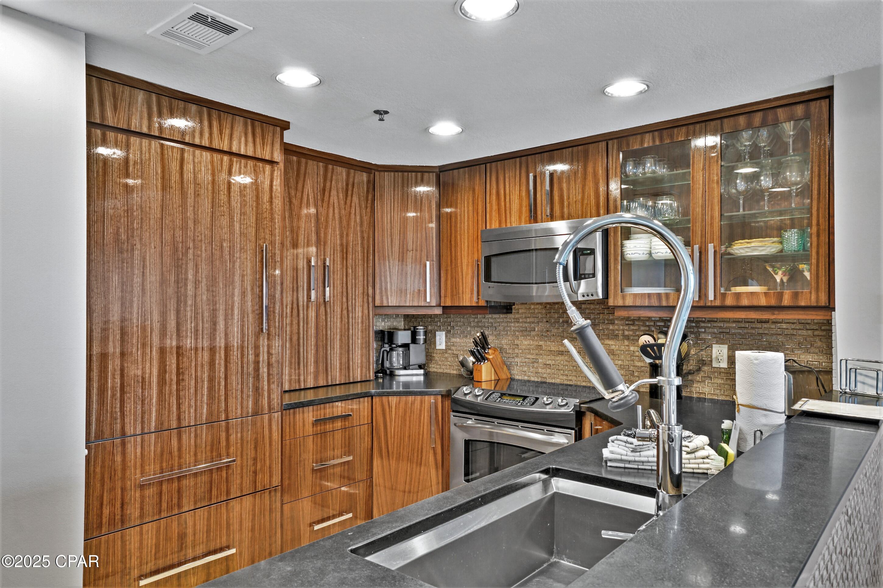 Image 4 For 1751 Scenic Highway 98  508