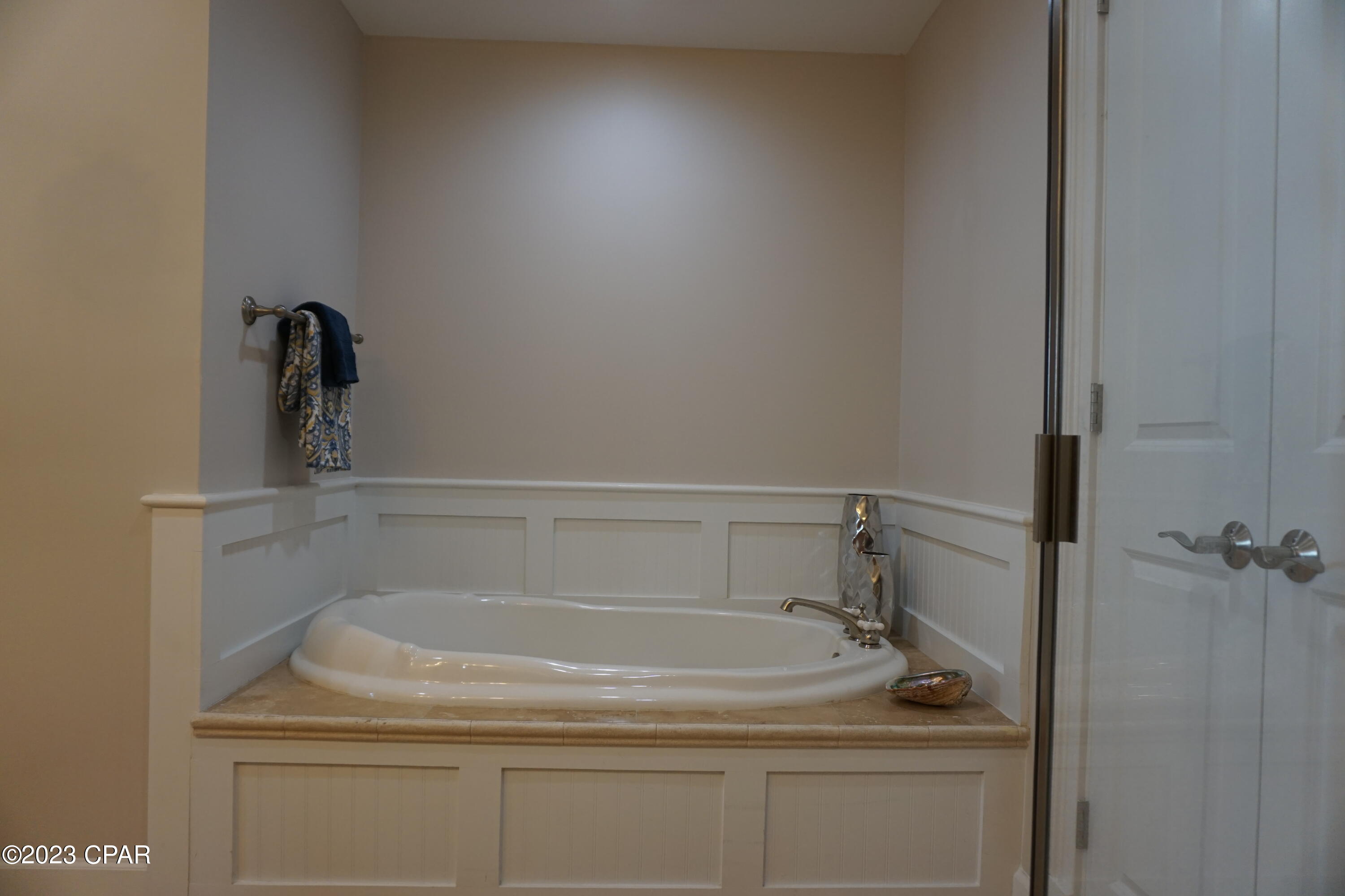 Image 16 For 3001 10th 305 Street 305