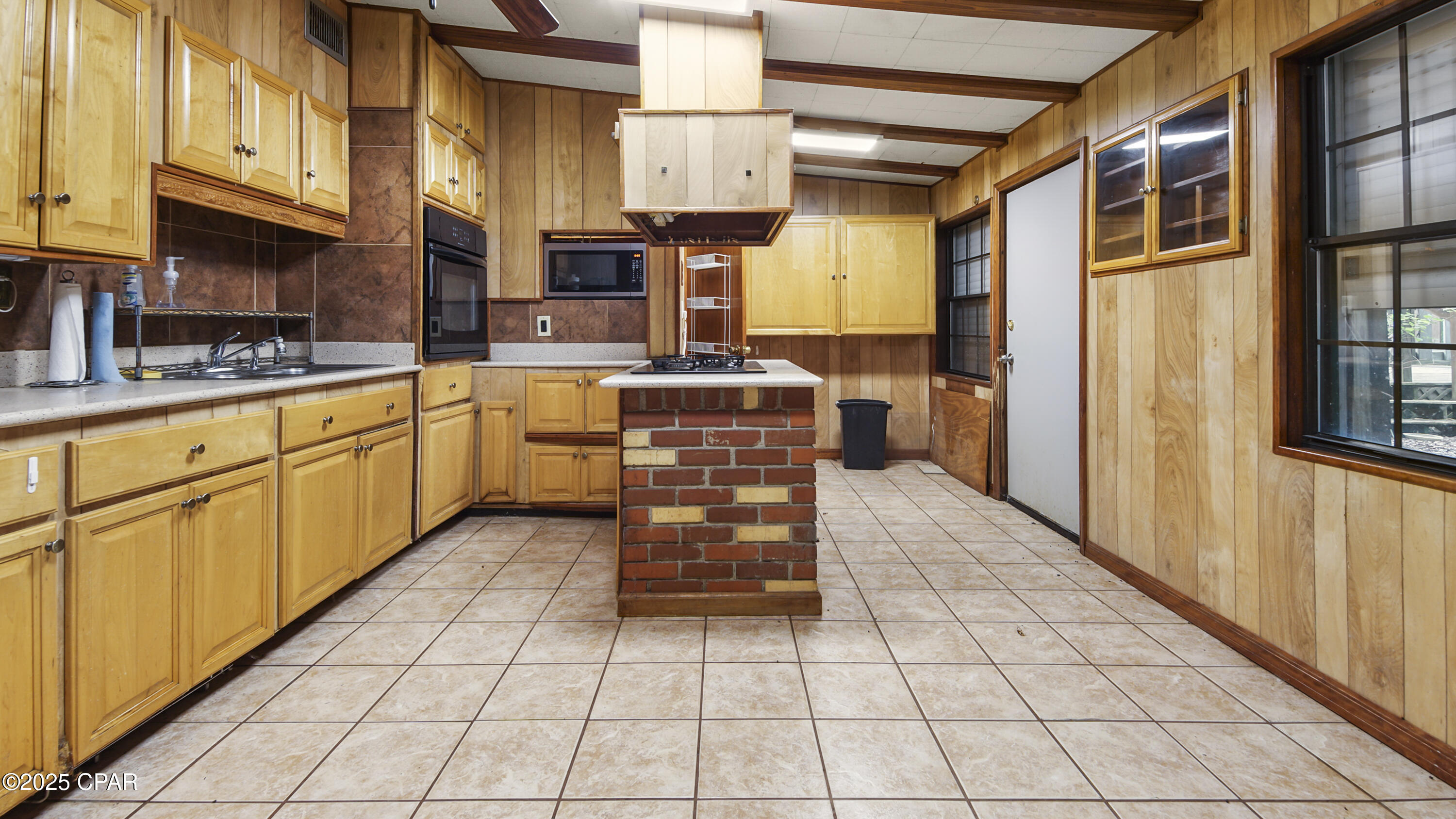 Image 23 For 119 Pearl Avenue