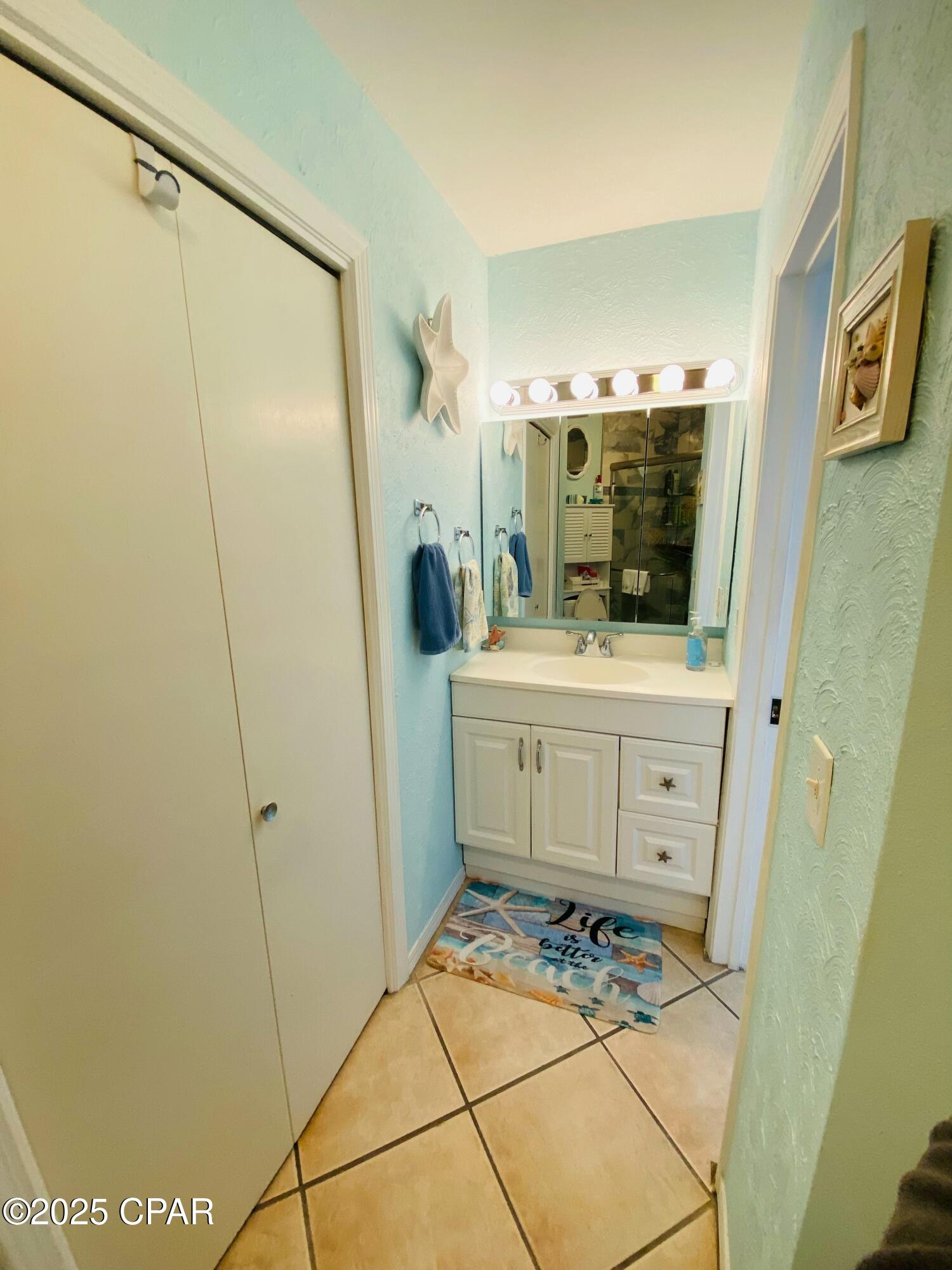 Image 8 For 4114 Holiday Drive 16