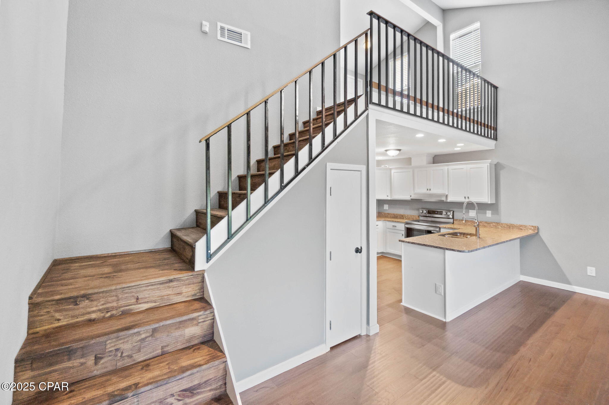 Image 12 For 5010 Hickory Street