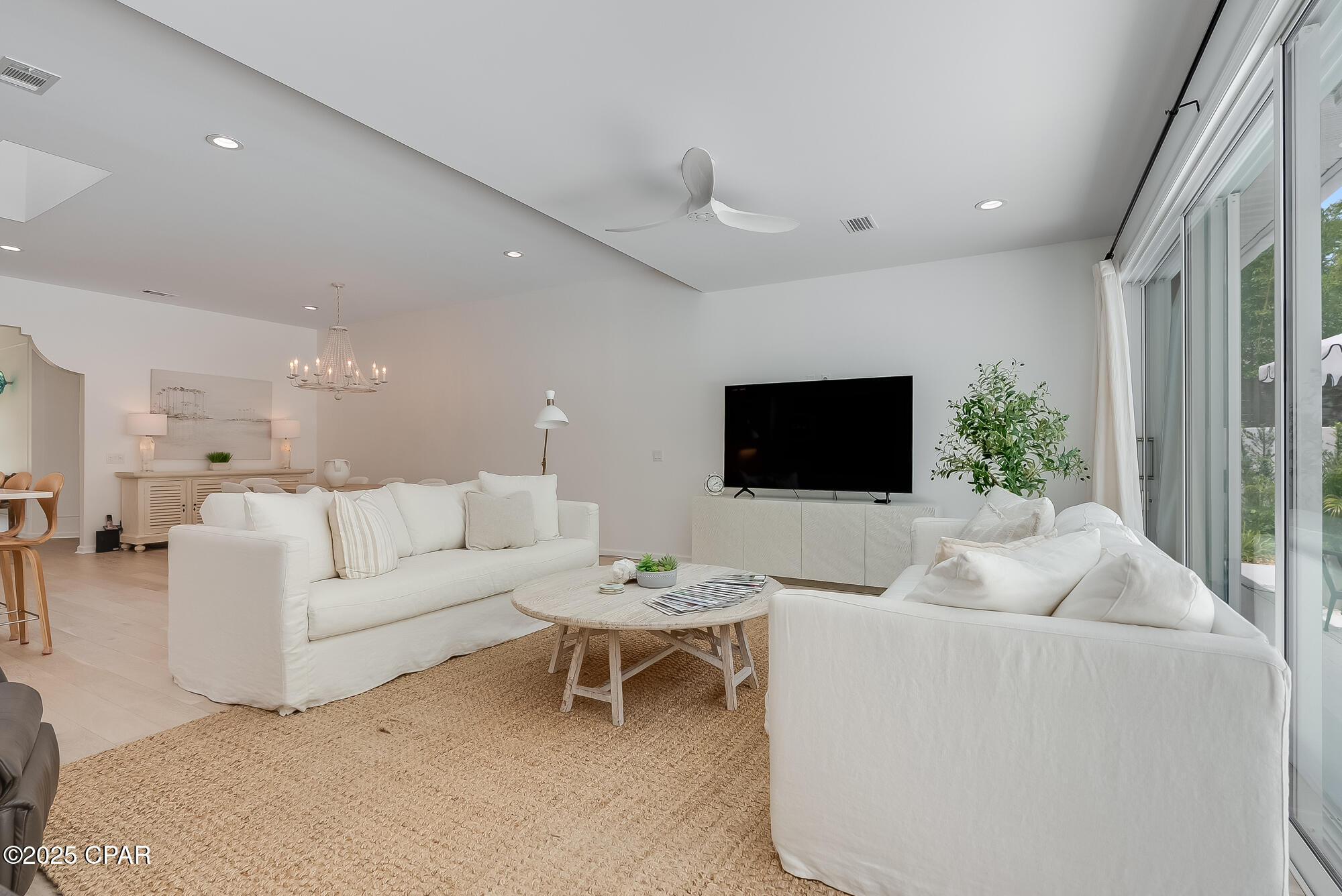 Image 14 For 220 Seacrest Drive