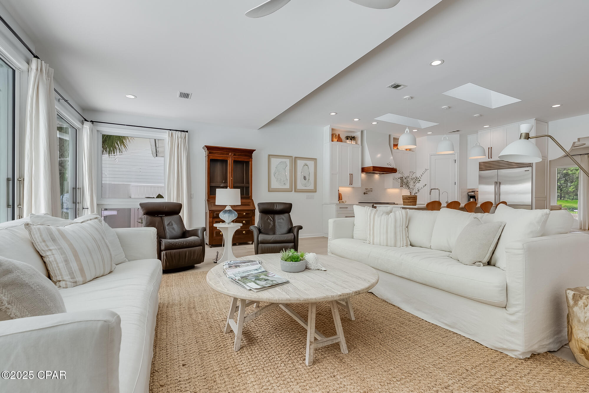 Image 17 For 220 Seacrest Drive