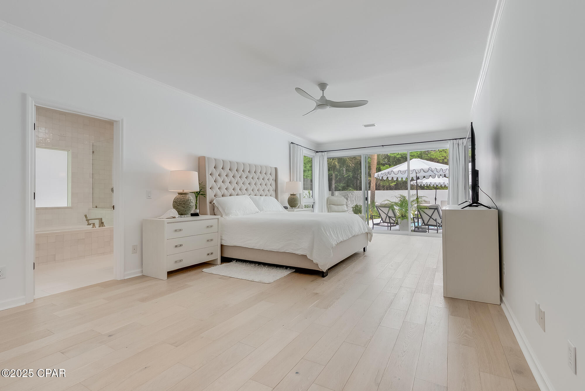 Image 33 For 220 Seacrest Drive