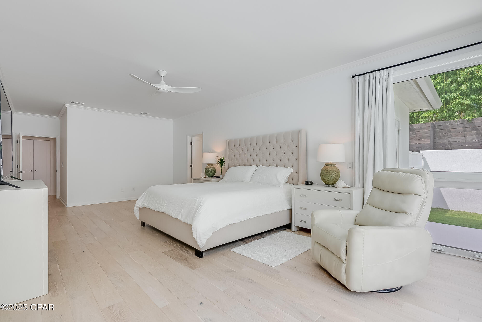 Image 35 For 220 Seacrest Drive