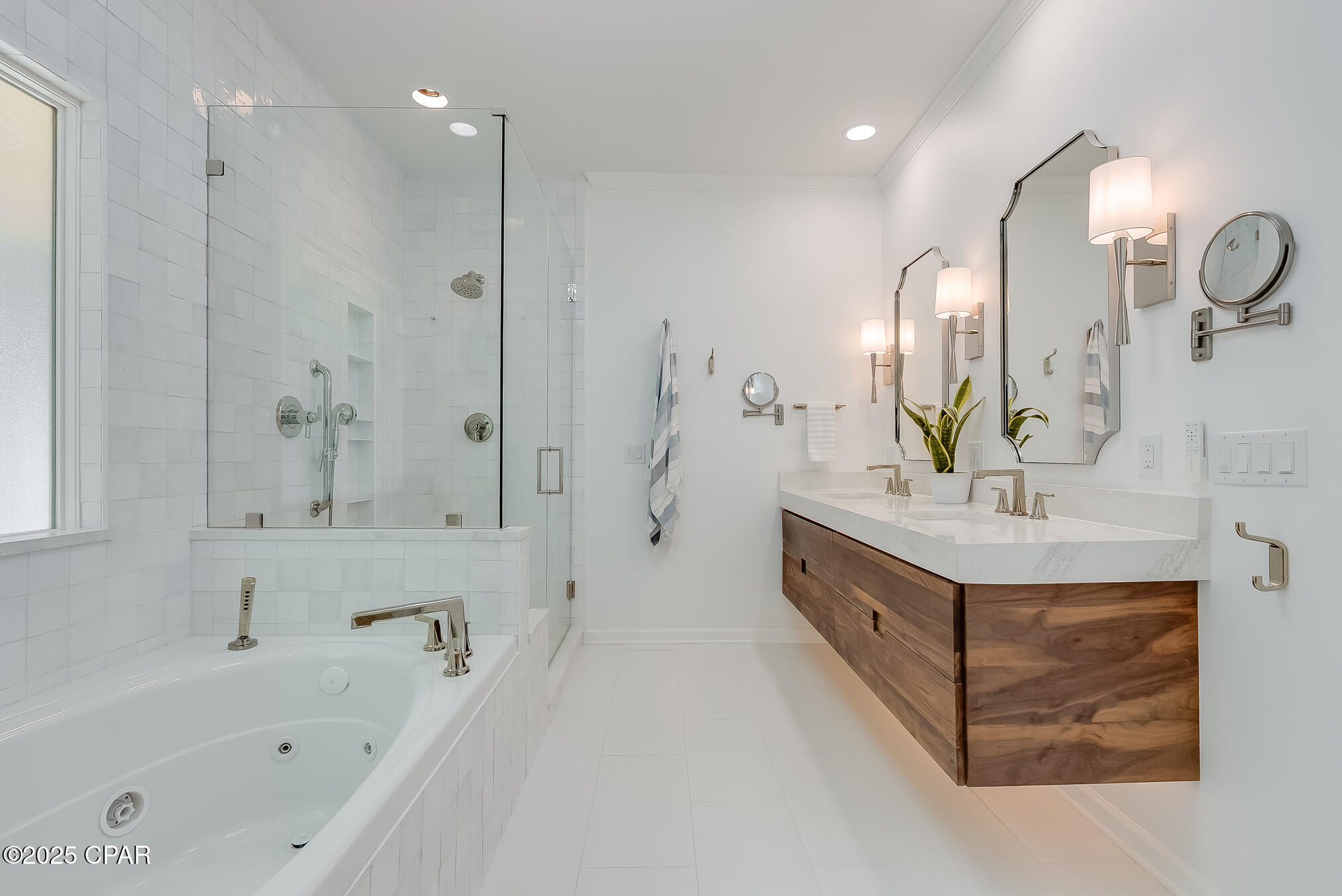 Image 42 For 220 Seacrest Drive