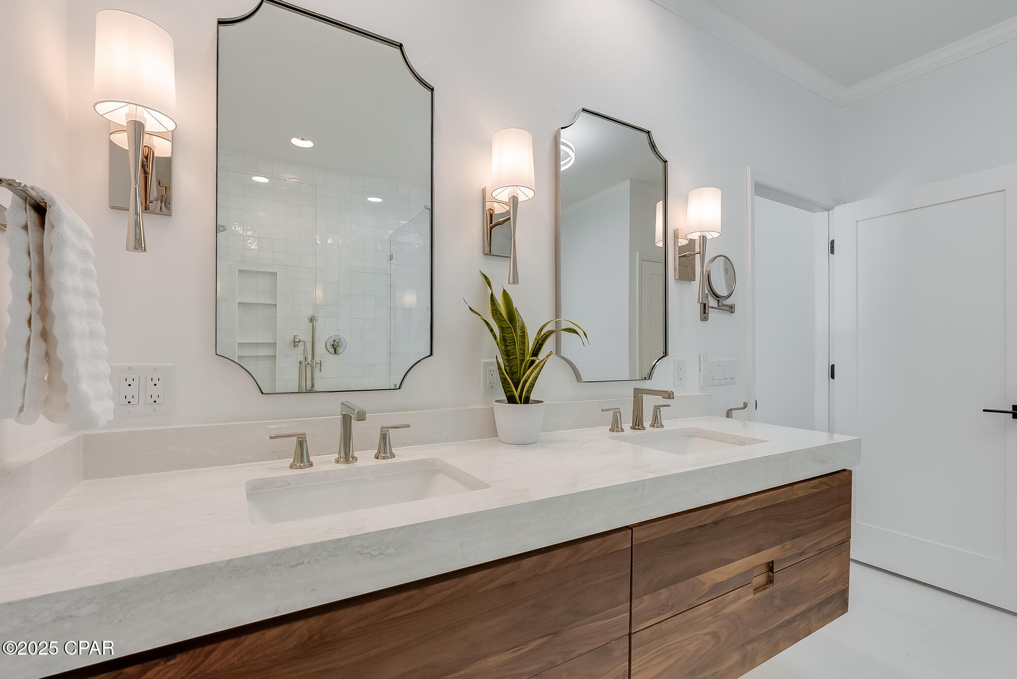 Image 44 For 220 Seacrest Drive