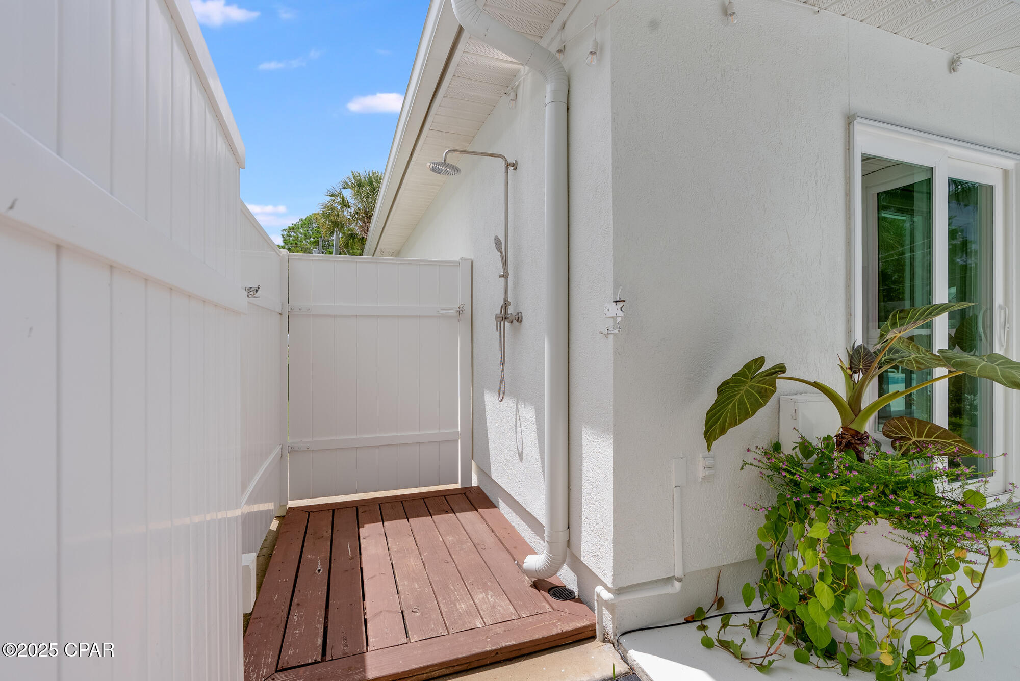 Image 81 For 220 Seacrest Drive