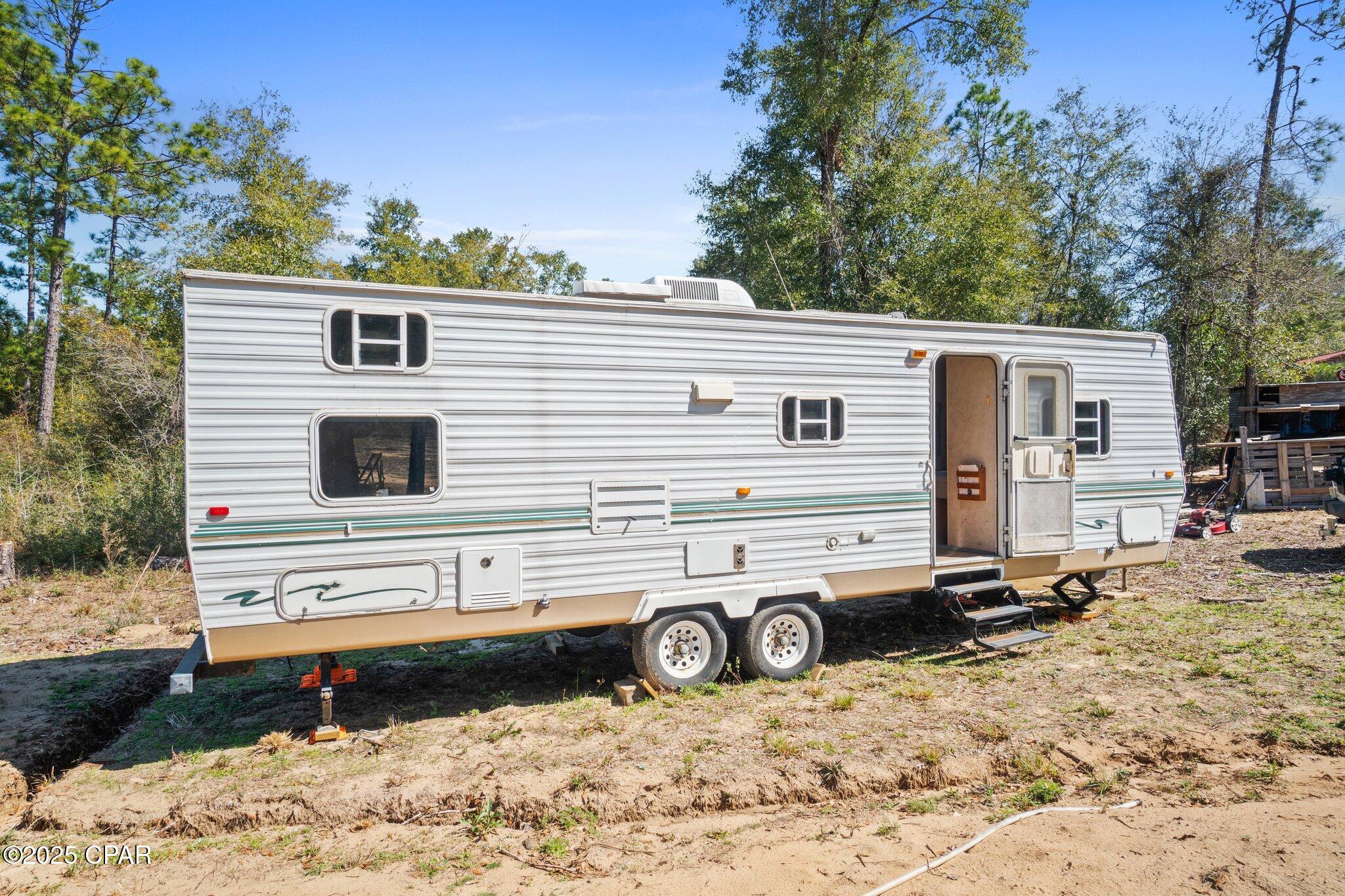 Image 8 For 3619 Lakeside Drive