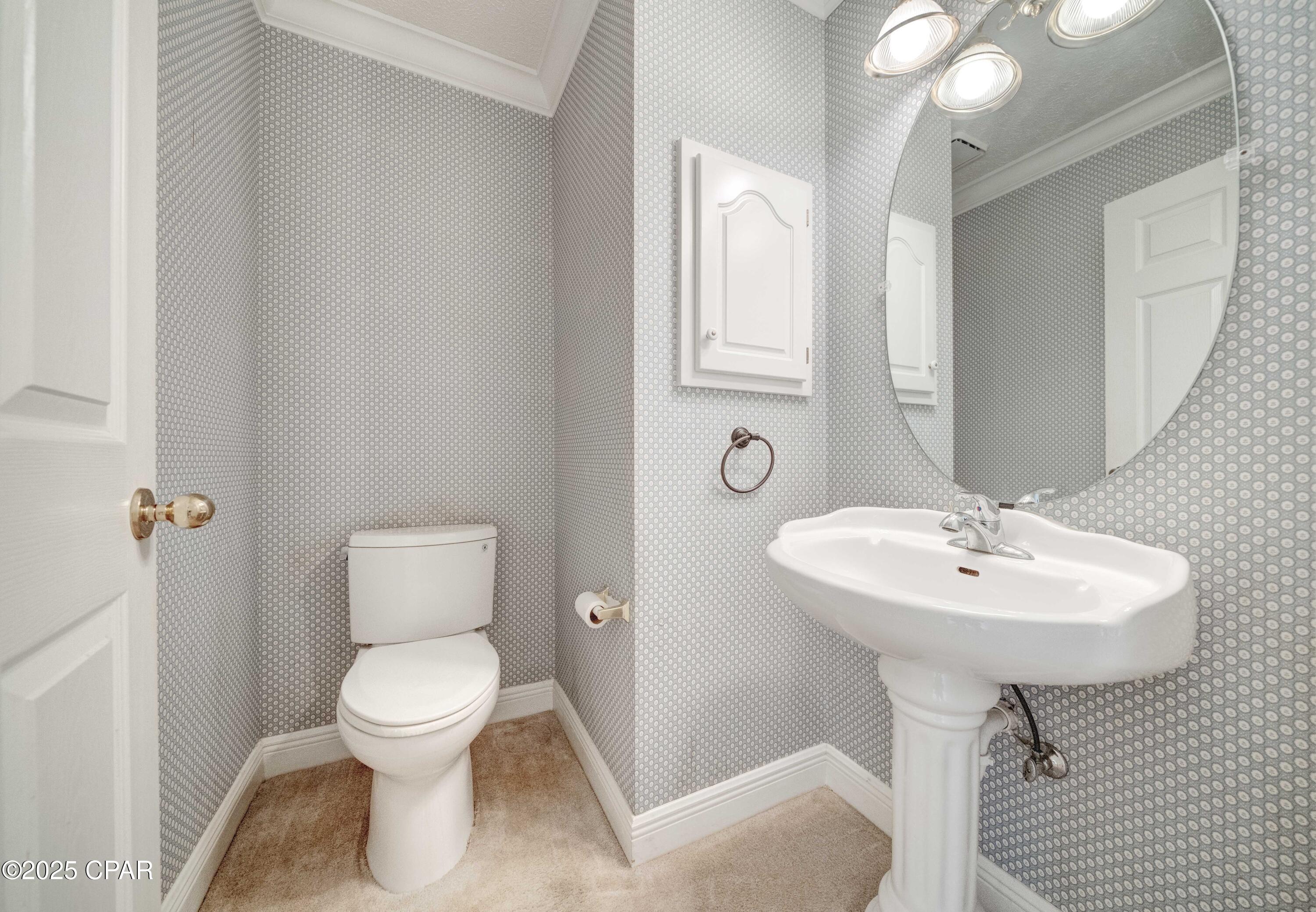 Image 13 For 1119 College Boulevard