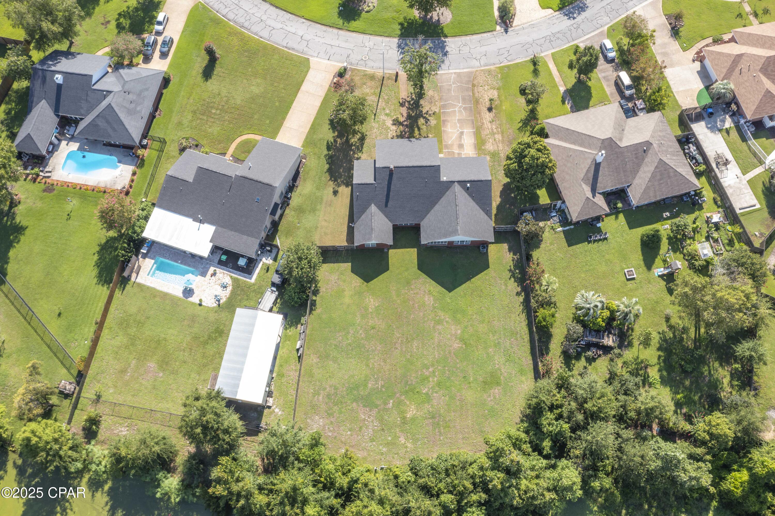 Image 37 For 1119 College Boulevard