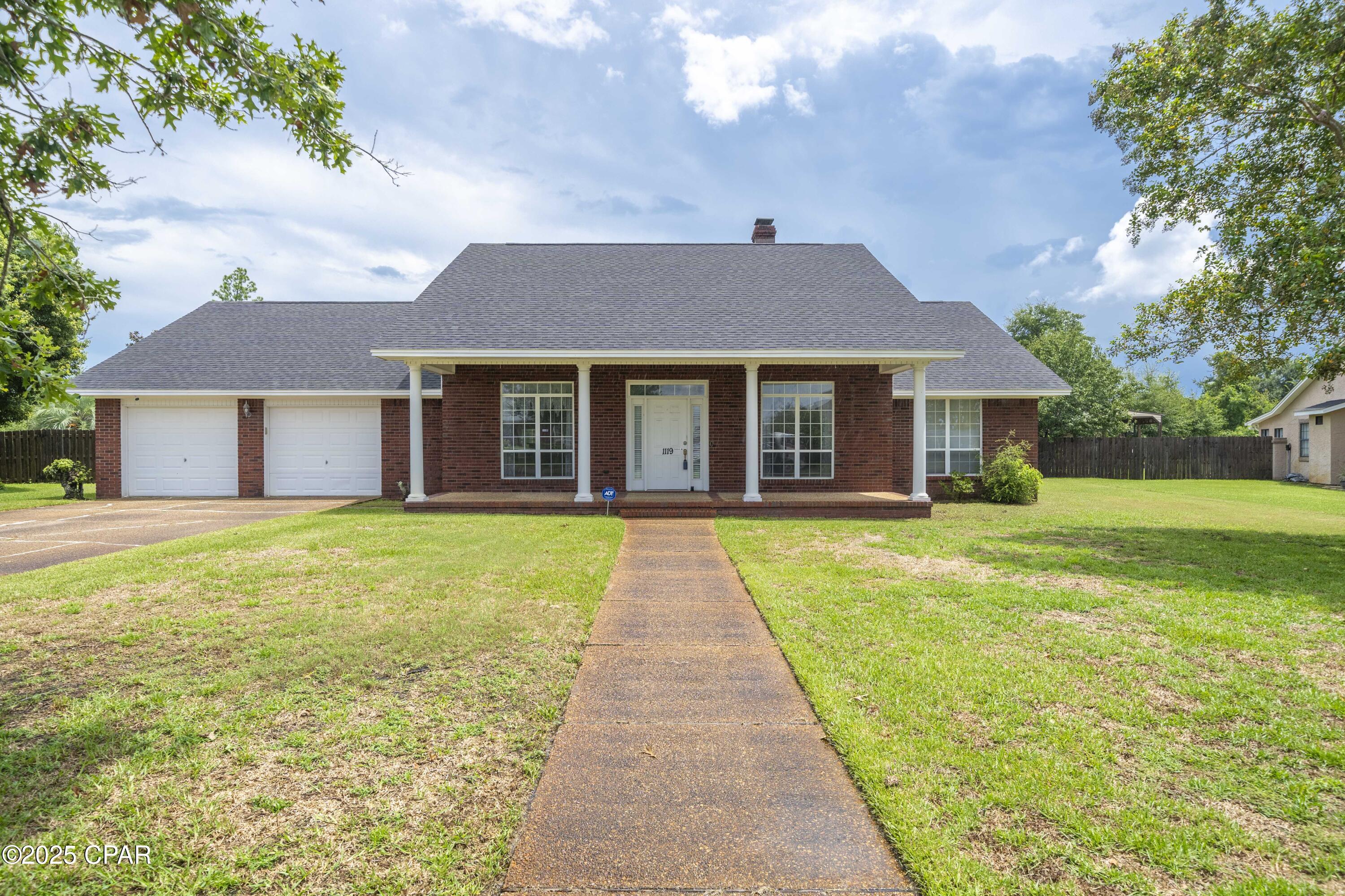 Image 4 For 1119 College Boulevard