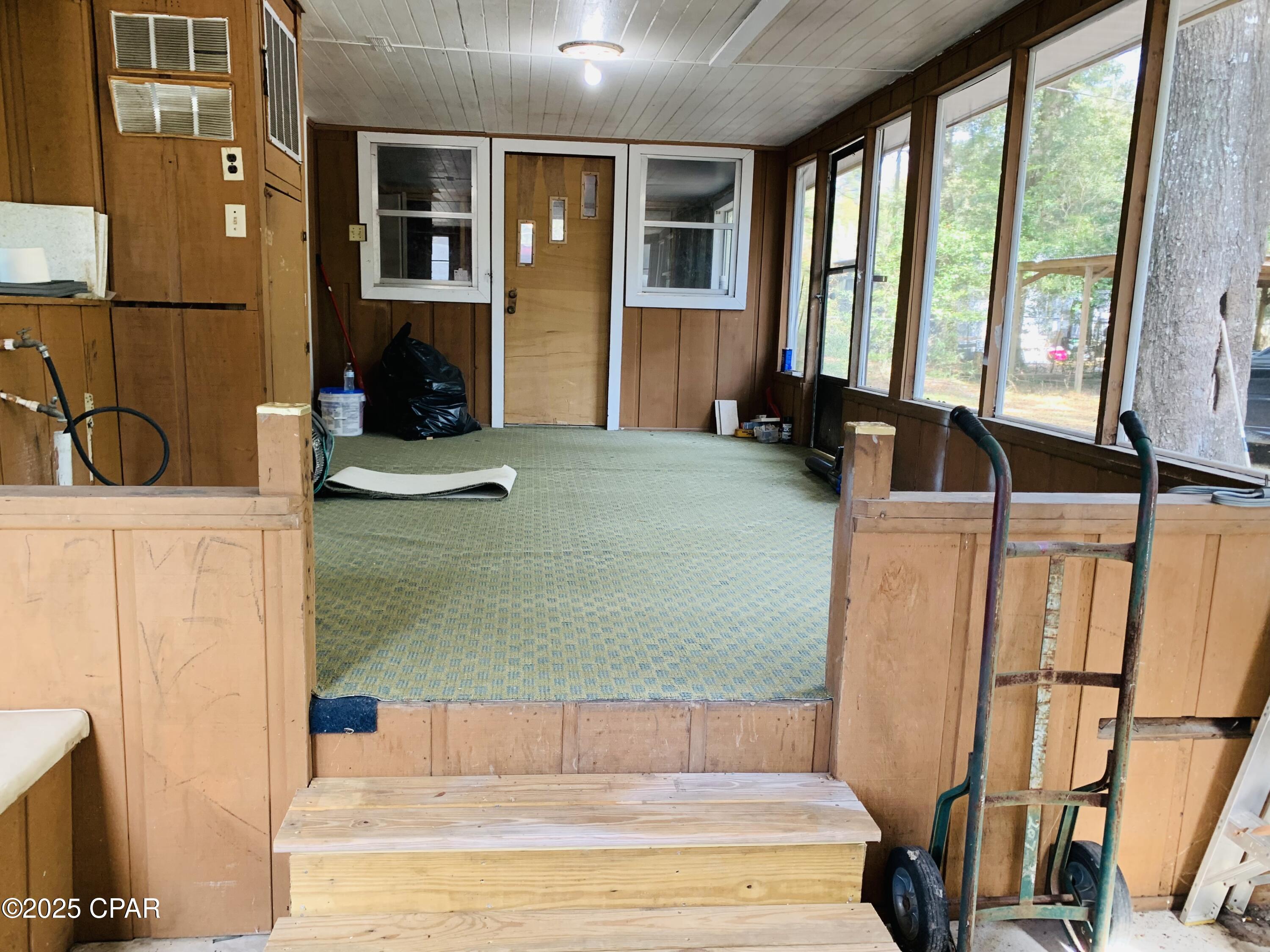 Image 7 For 524 Vann Drive