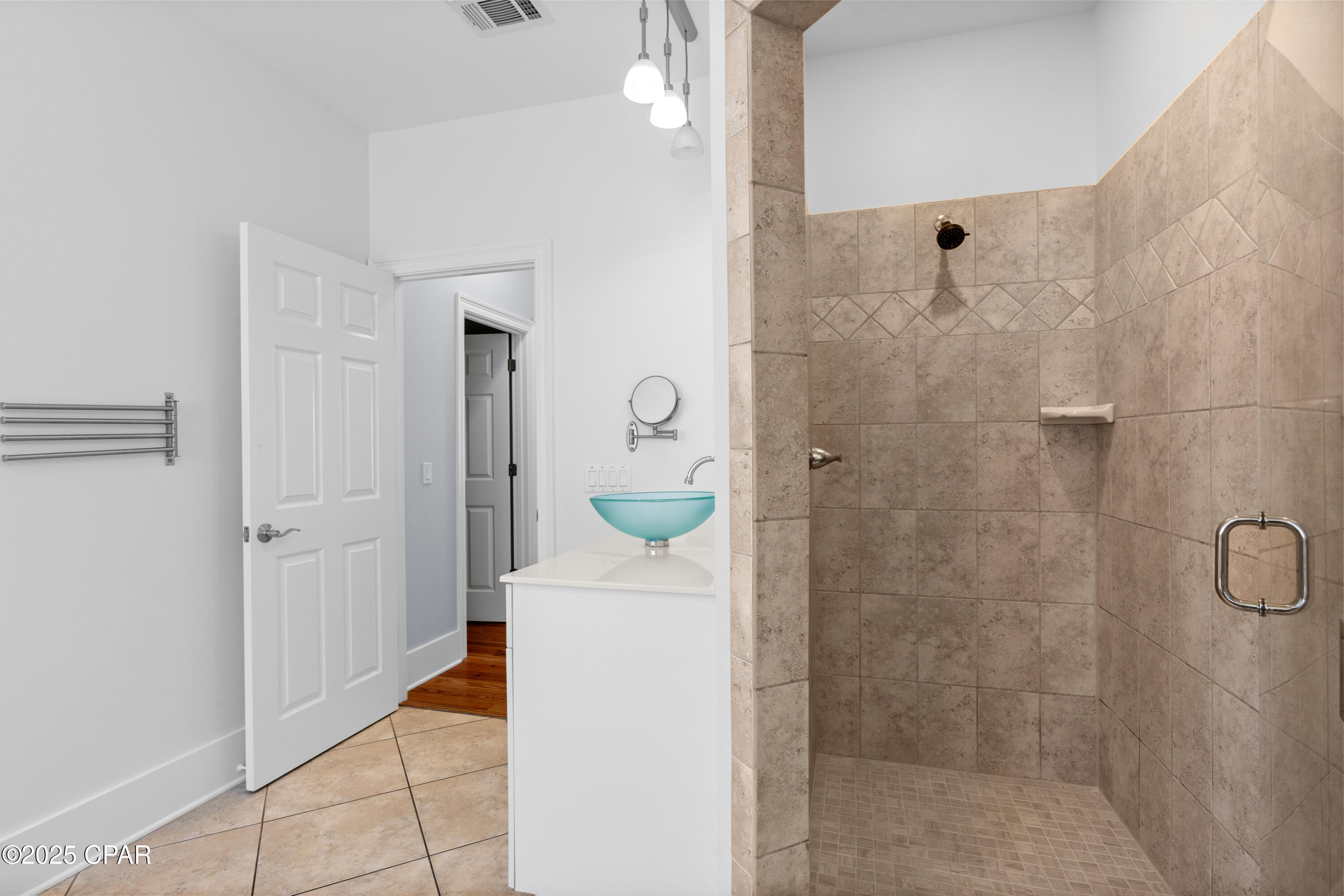 Image 29 For 80 St Simon Circle