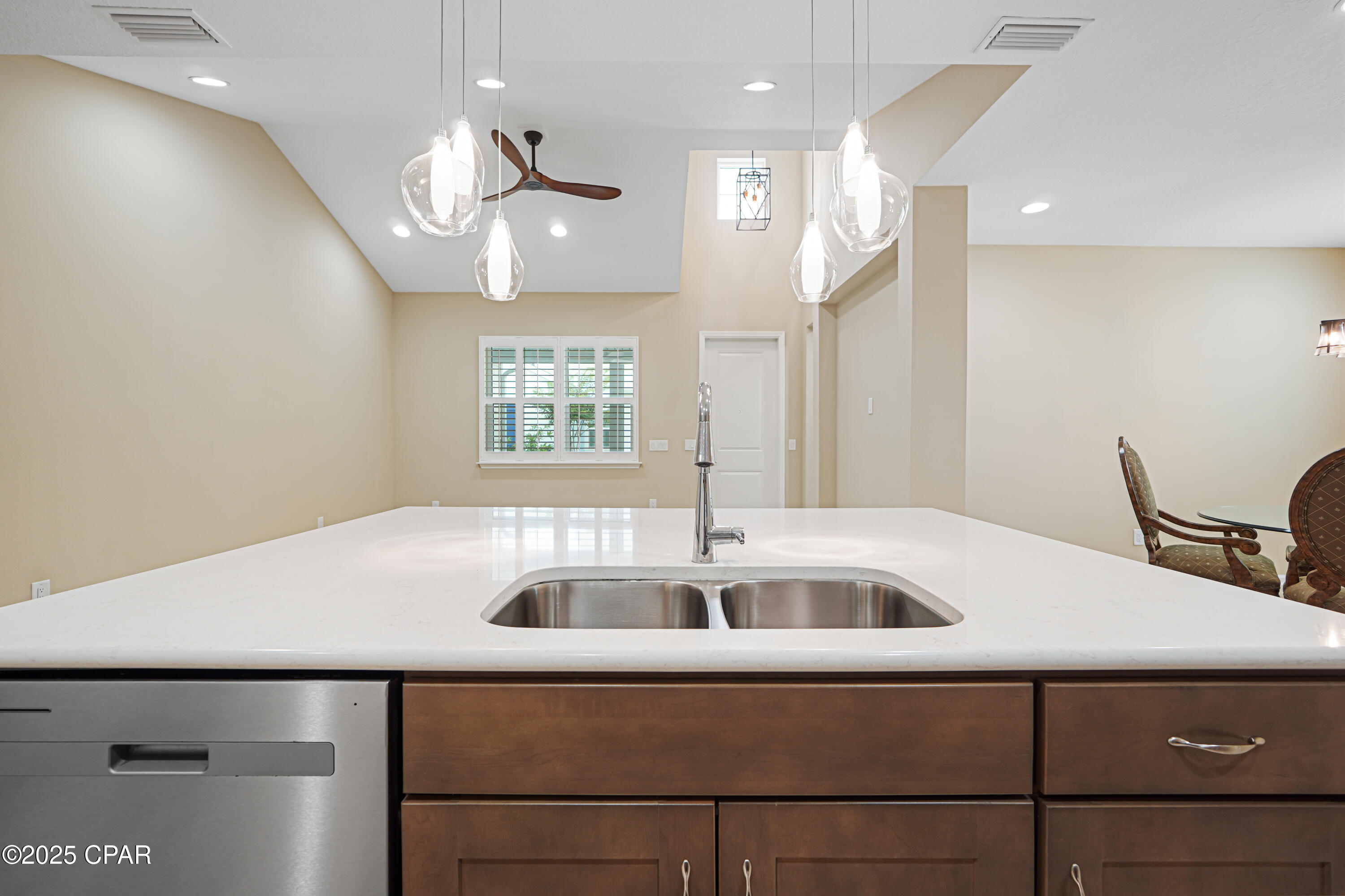 Image 6 For 8674 Tropics Avenue